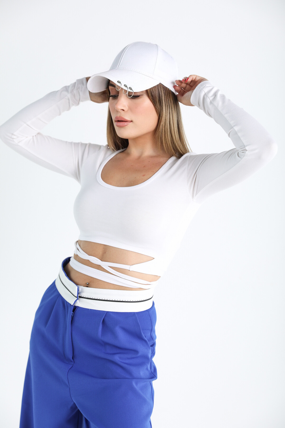 Kadın Bel Bağlamalı Uzun İpli Bluz Beyaz