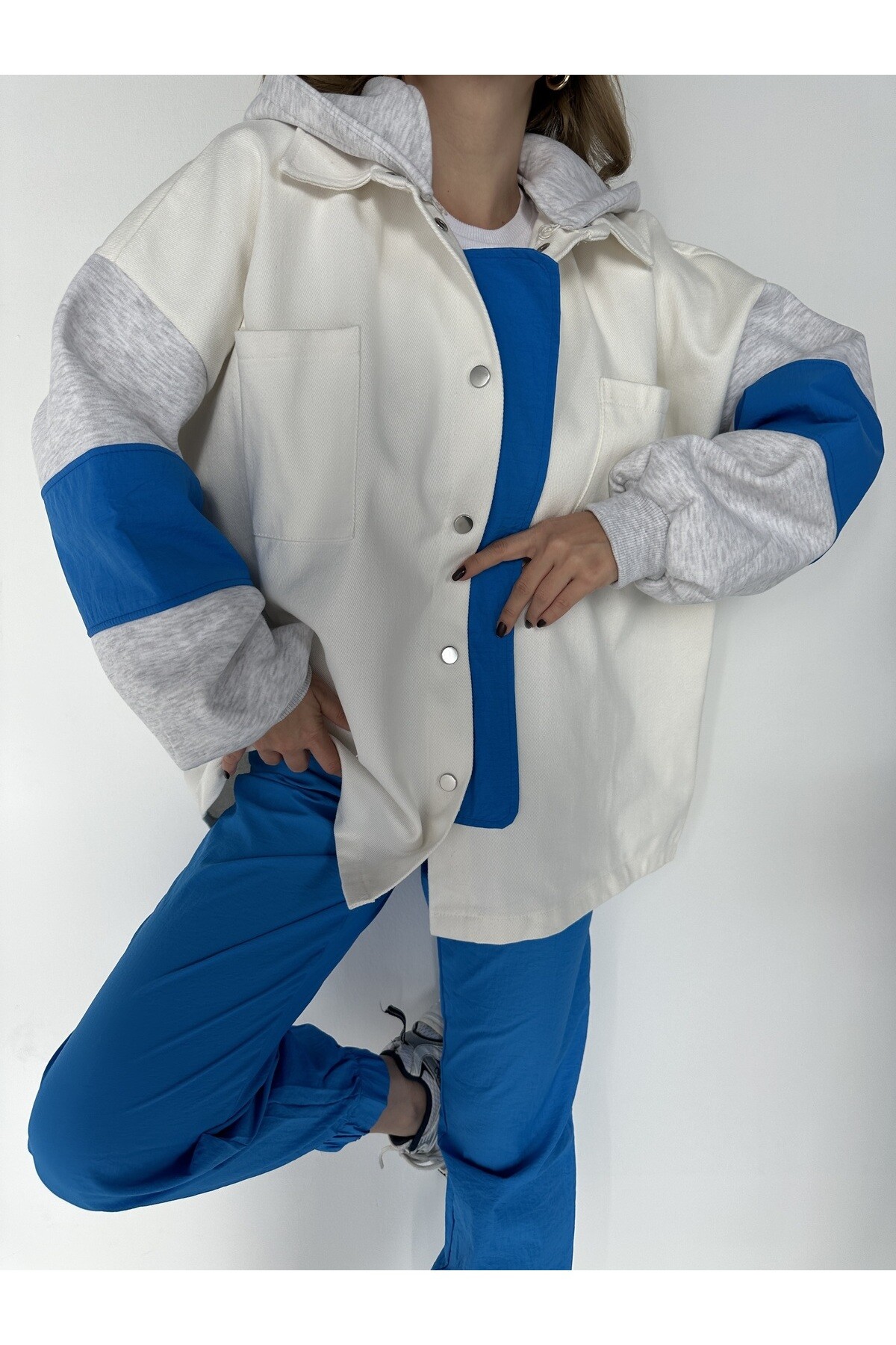 Kadın Blok Renkli Çıkarılabilir Kapüşonlu Gabardin Ceket  Renkli