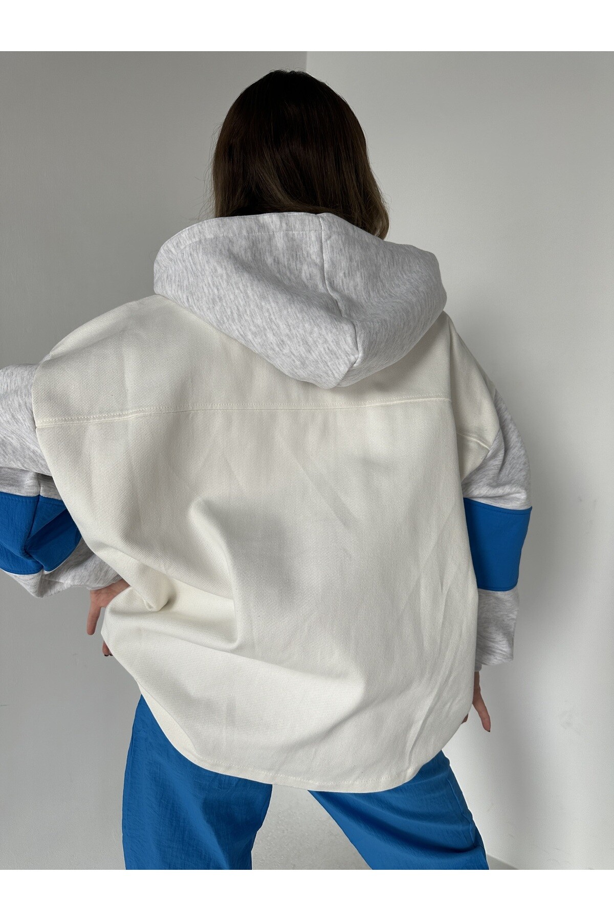 Kadın Blok Renkli Çıkarılabilir Kapüşonlu Gabardin Ceket  Renkli