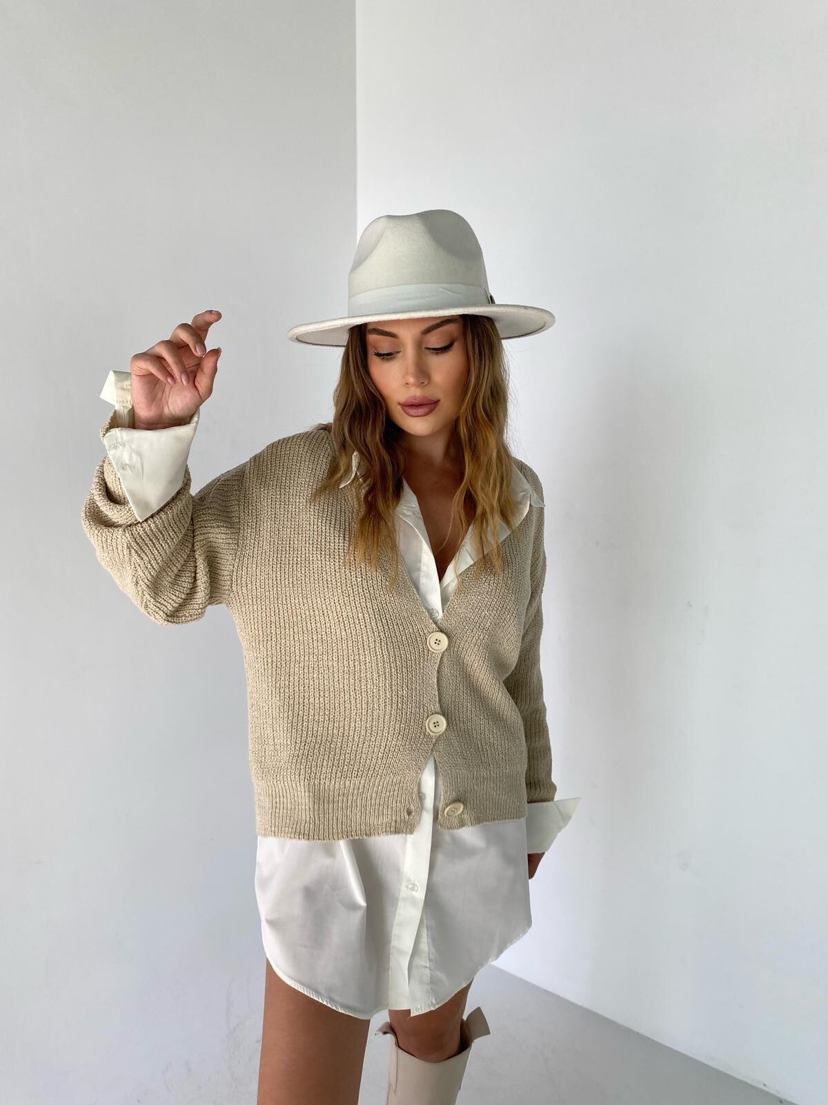 Kadın Camel Önden Düğmeli Buklet Kumaş Hırka 