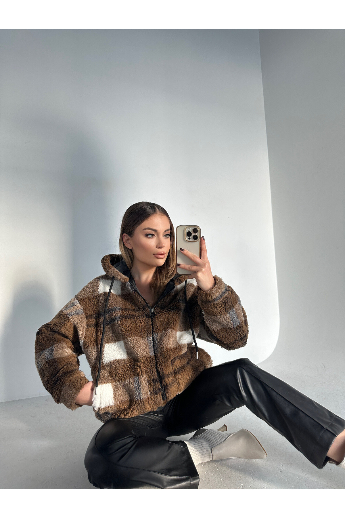 Kadın Ekose Desen Astarlı Kapüşonlu Teddy Mont  Kahverengi