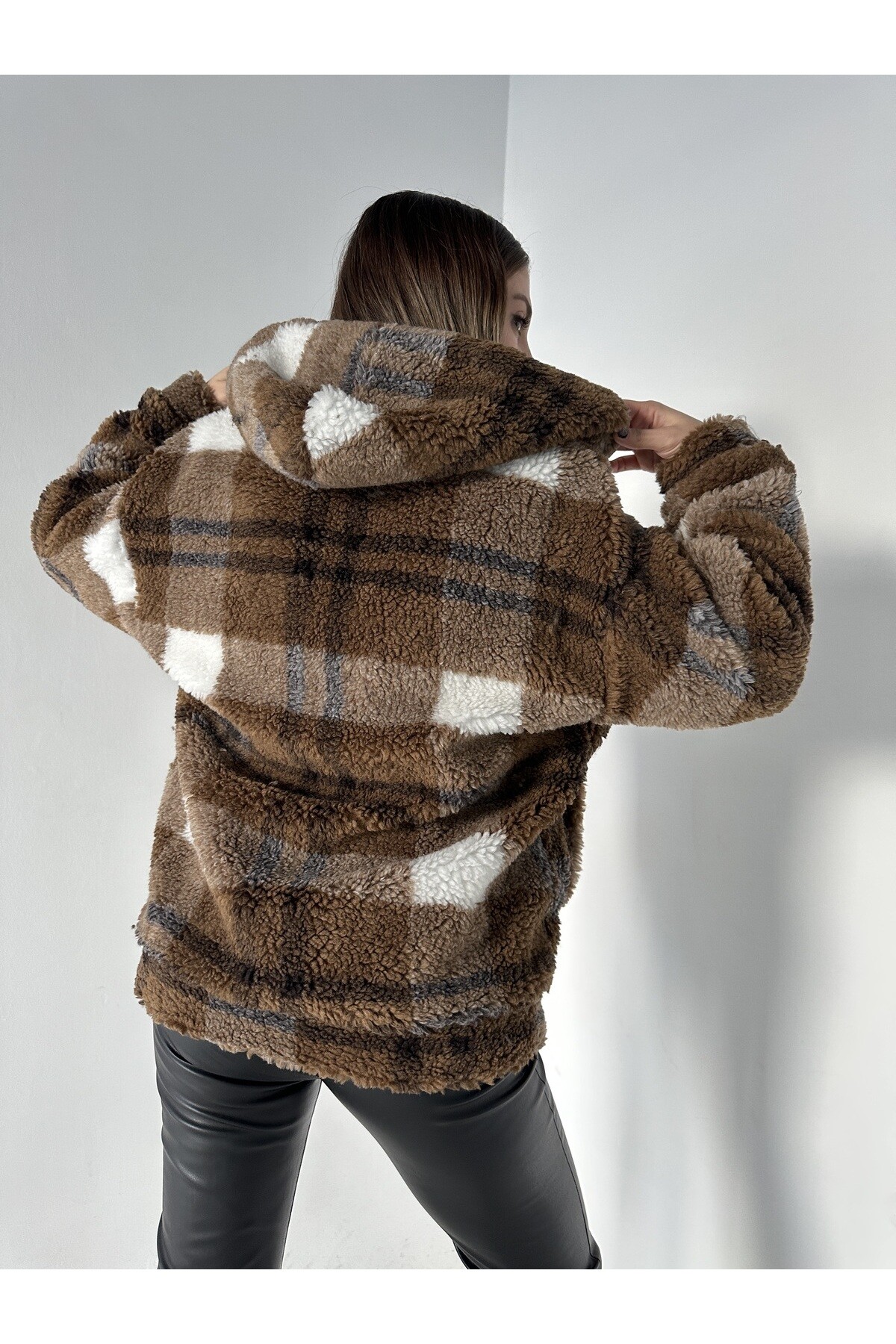 Kadın Ekose Desen Astarlı Kapüşonlu Teddy Mont  Kahverengi