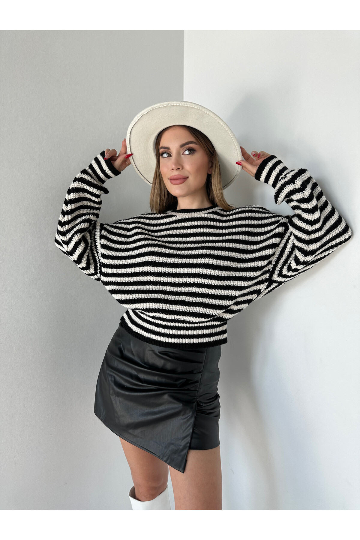 Kadın Gizli Fermuar Detay Şort  Deri  Etek Siyah