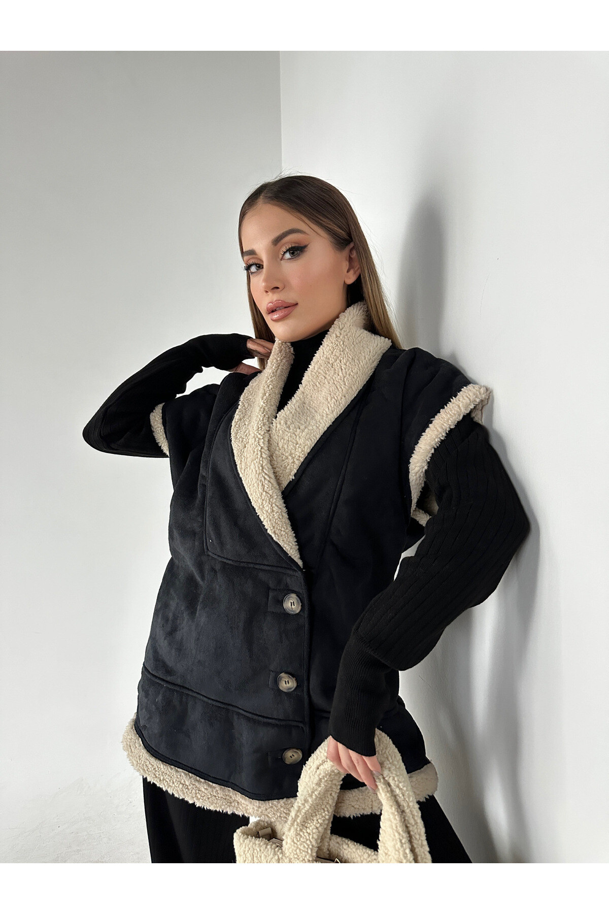 Kadın İçi Ful Kürklü Kruvaze Düğmeli Nubuk Yelek  Siyah