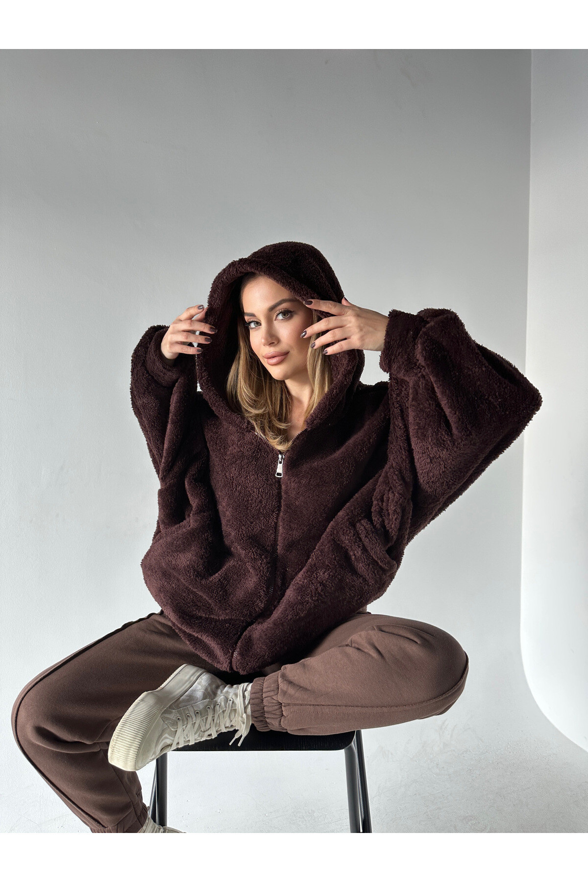 Kadın Kahverengi Yarasa Kol Overize Teddy Peluş Kapüşonlu Sweat Açık Kahve