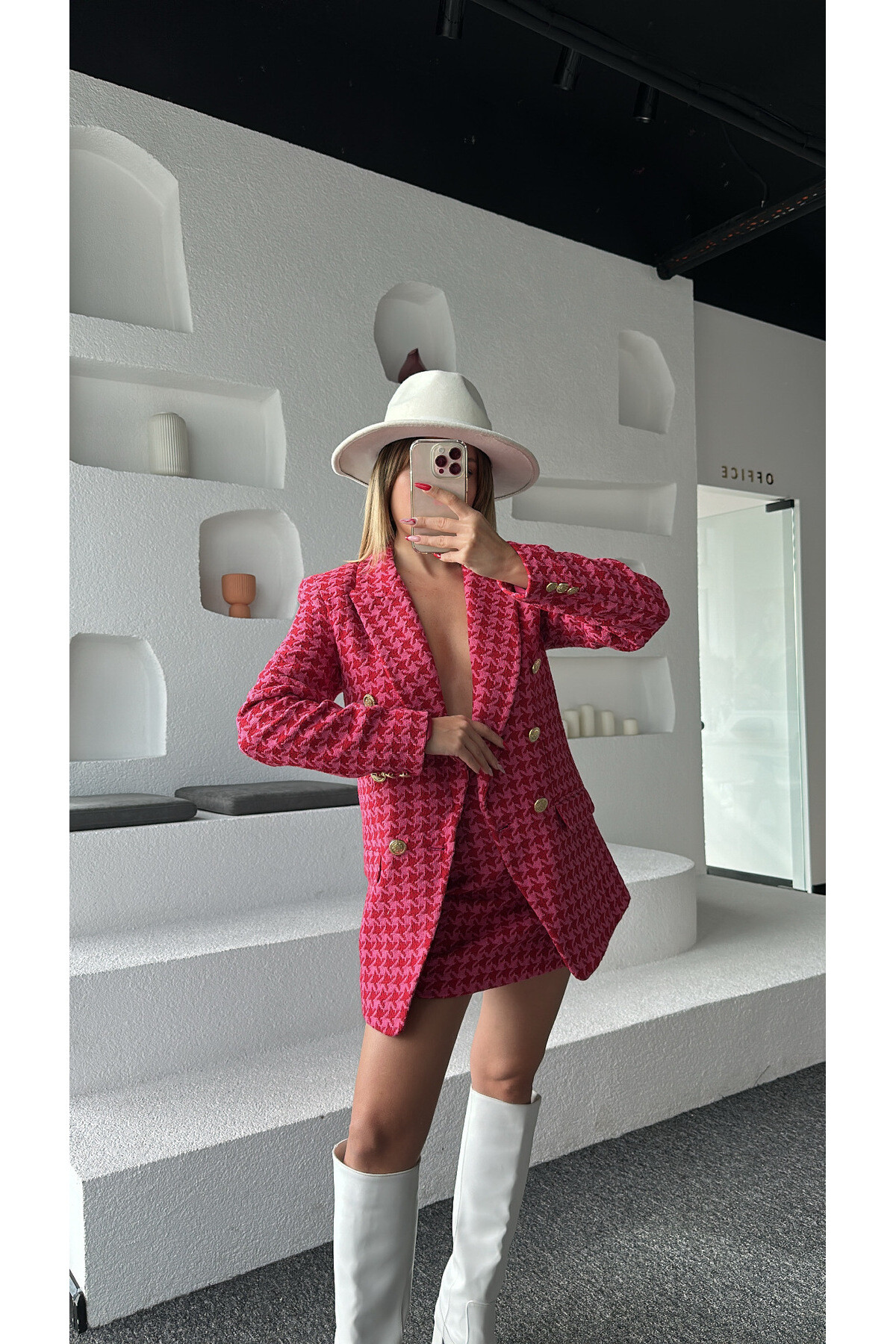 Kadın Kaz Ayağı Desenli Gold Düğme Detay Astarlı Blazer Ceket Etek Takım  Kırmızı