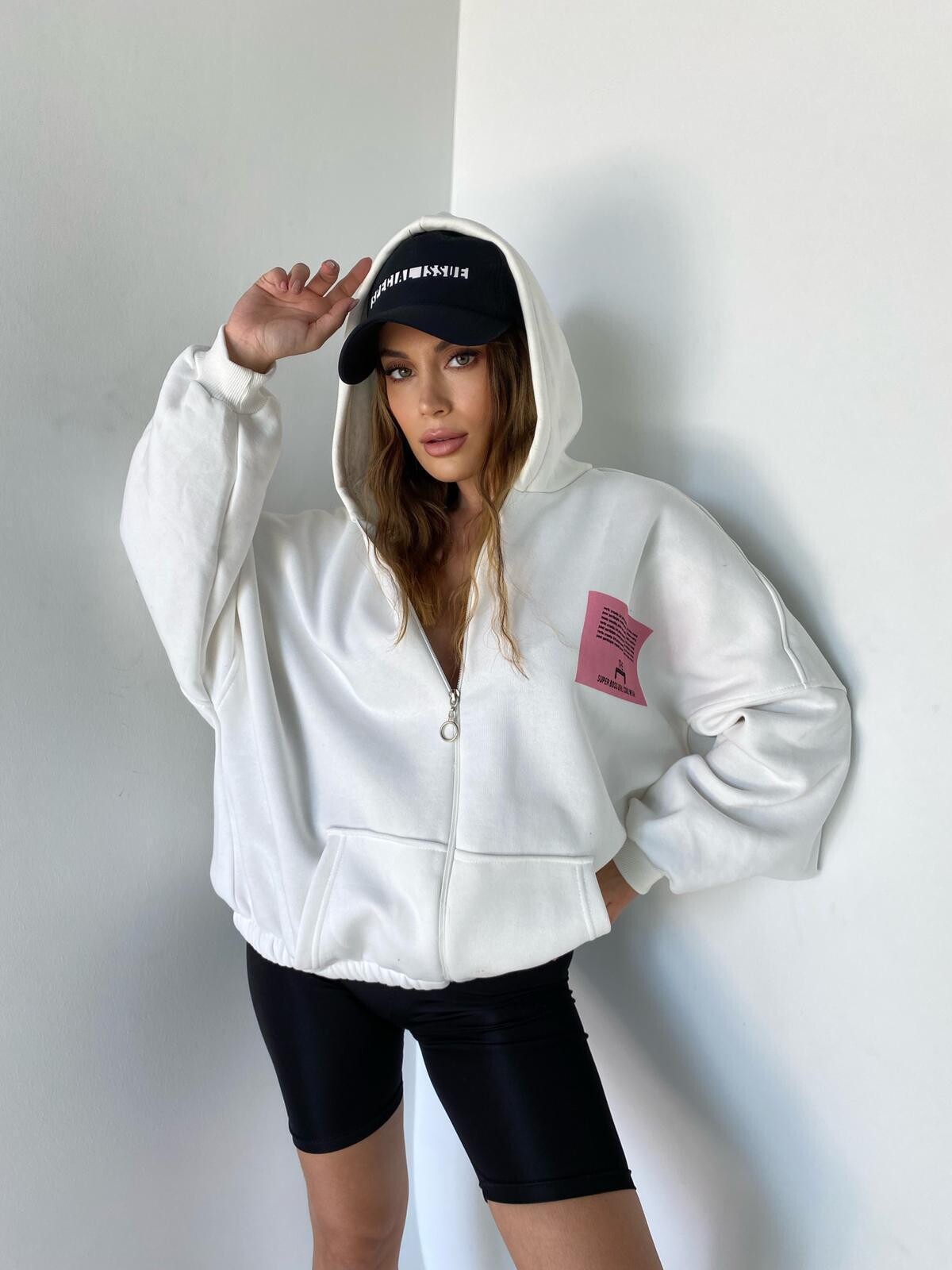 Kadın Oversize Kapüşonlu 3iplik Şardonlu Beli Lastikli Fermuarlı Sweatshirt Beyaz