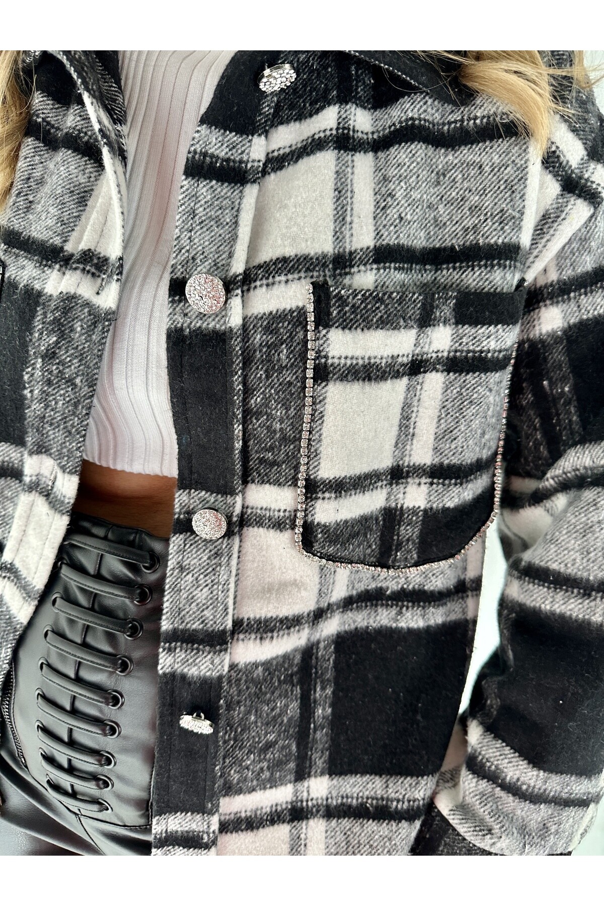 Kadın Taş Detaylı Oversize Ekose Desen Gömlek Ceket  Siyah Beyaz
