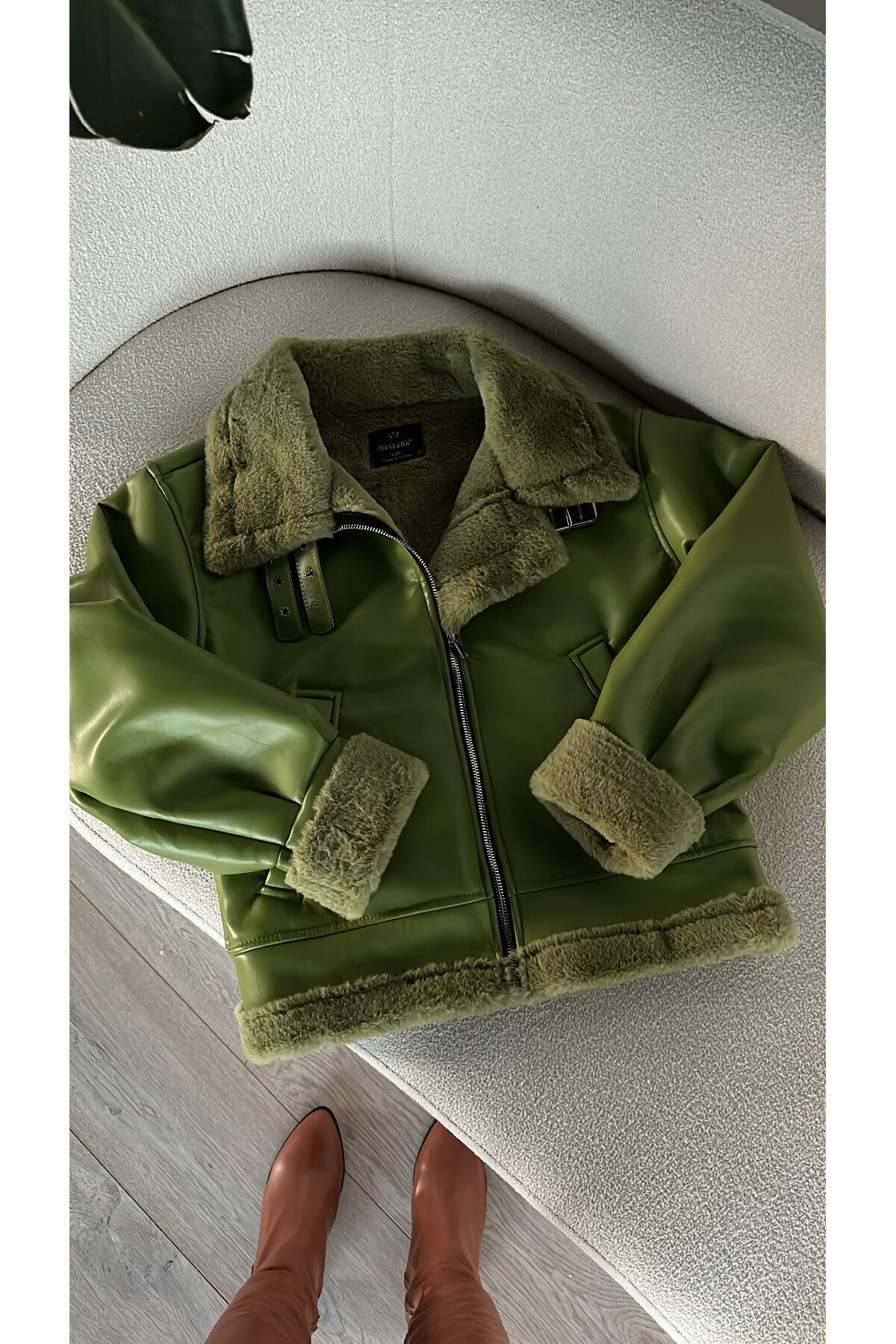 Kadın Yeşil İçi Ful Kürklü İthal Deri Balon Kol Mont  Yeşil