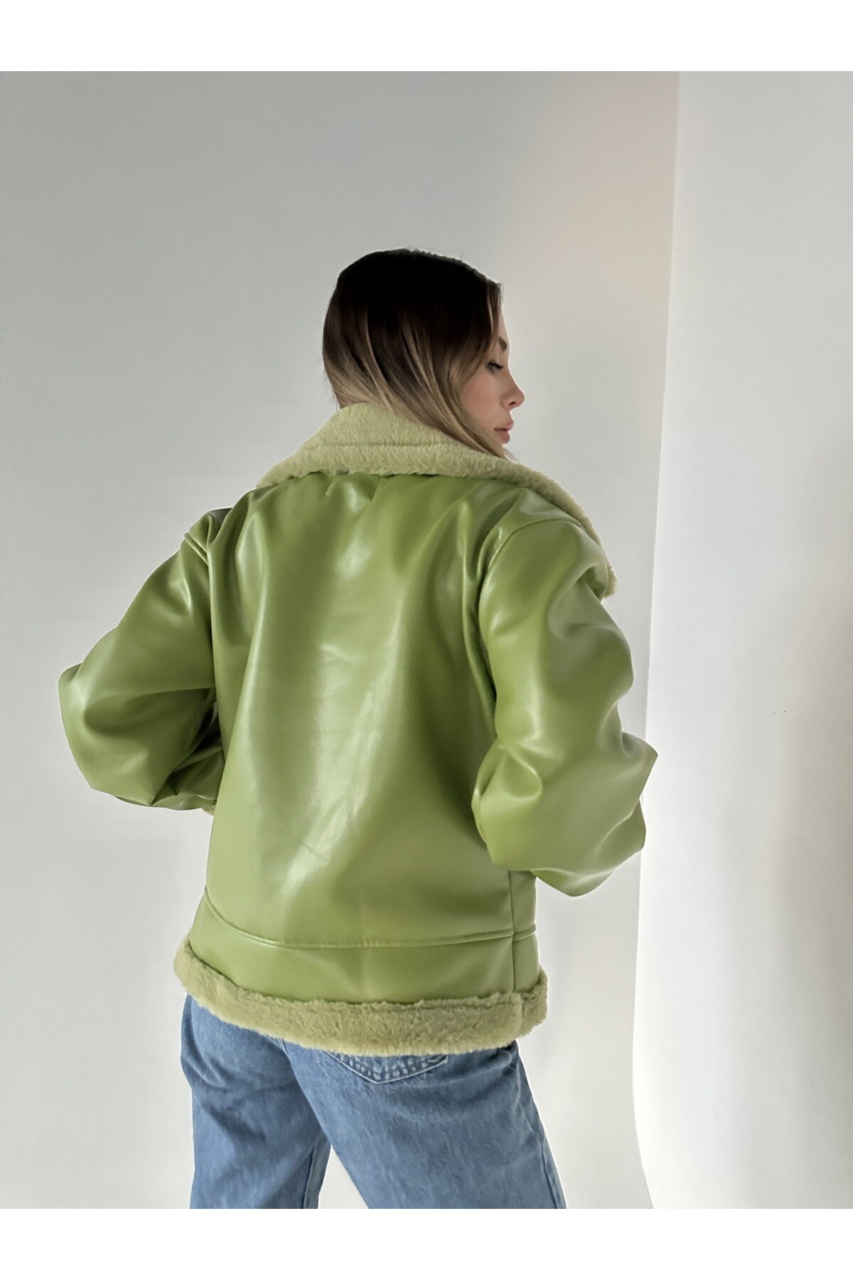 Kadın Yeşil İçi Ful Kürklü İthal Deri Balon Kol Mont  Yeşil