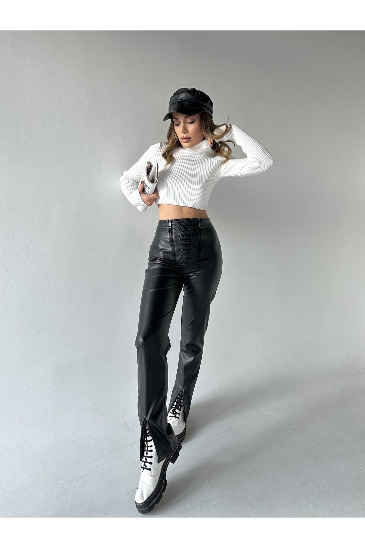 Kadın Yüksek Bel Fermuar Kapamalı Şardonlu Zara Deri Pantolon  Siyah