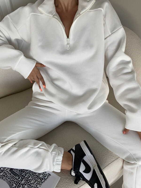 Kadın Yüksek Bel Lastikli 3 İplik Şardonlu Eşofman Takımı Beyaz