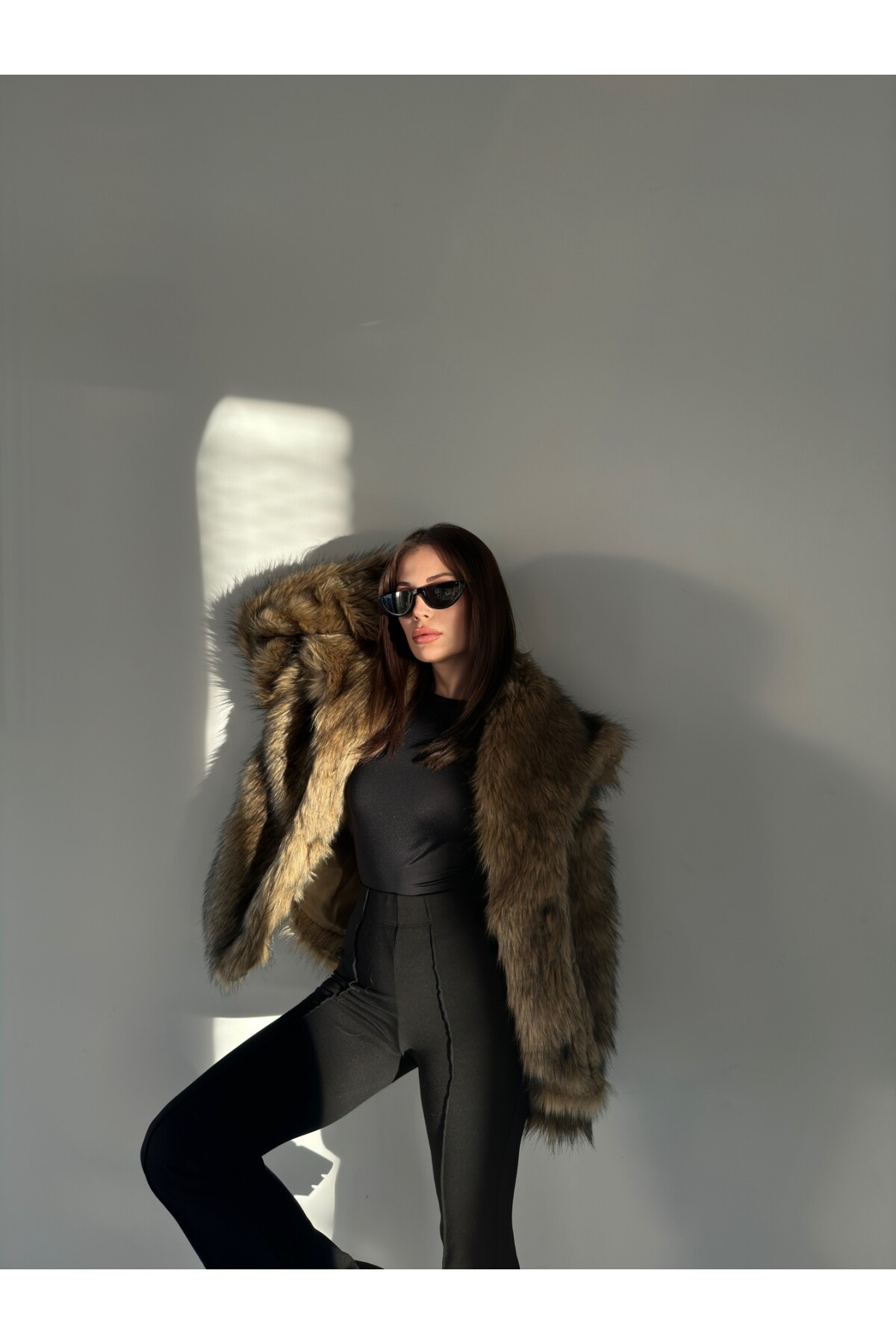 Kahve Siyah Premium Suni Kürk Mont