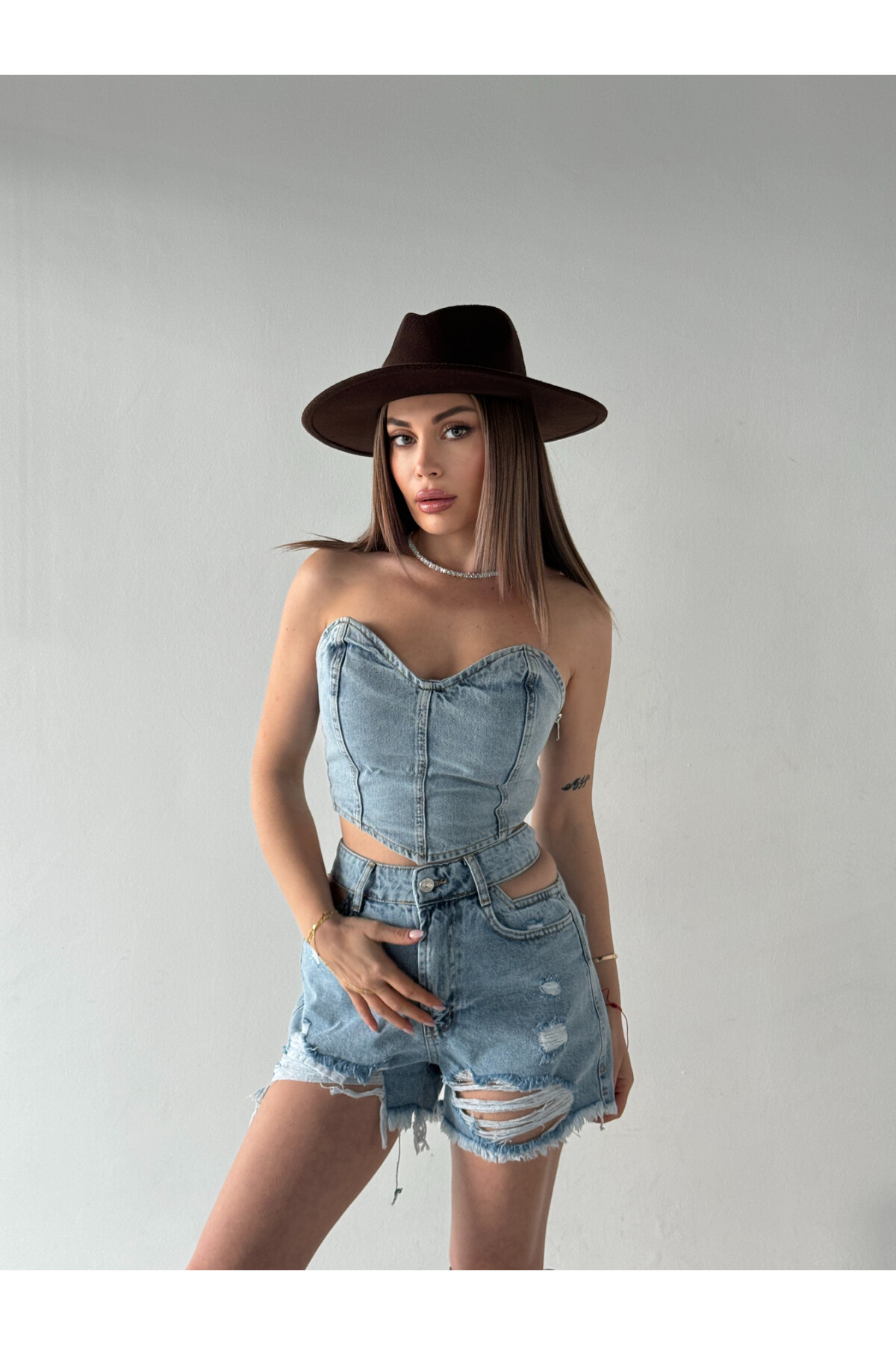 Kadın Açık Mavi Denim Straplez Bluz