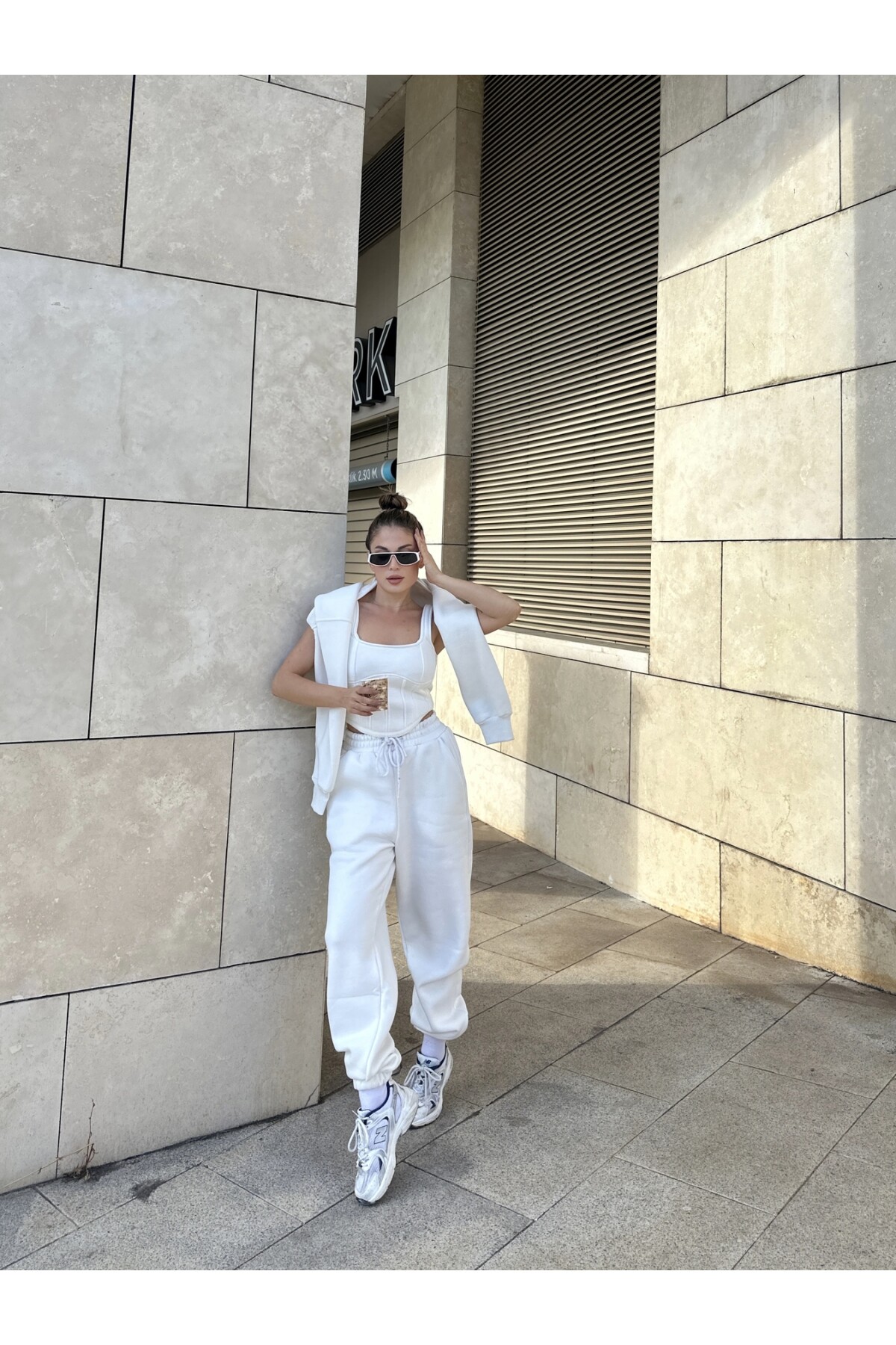 Kadın Kapüşonlu Crop Sweat Korseli Crop Pavlik 3 lü Eşofman Takımı