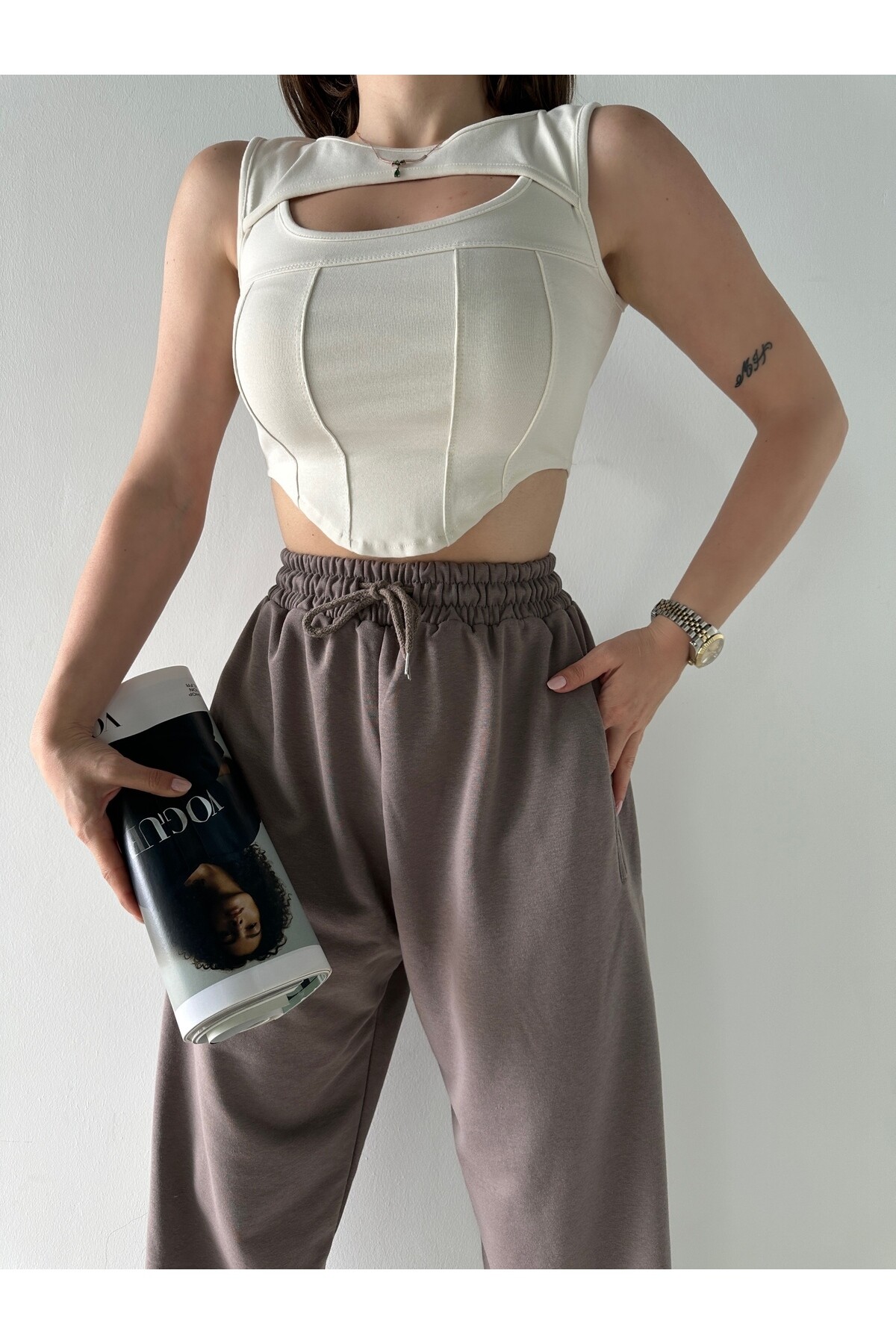 Kadın Bej Renk Pencere Detaylı Likralı Çelik Penye Bluz