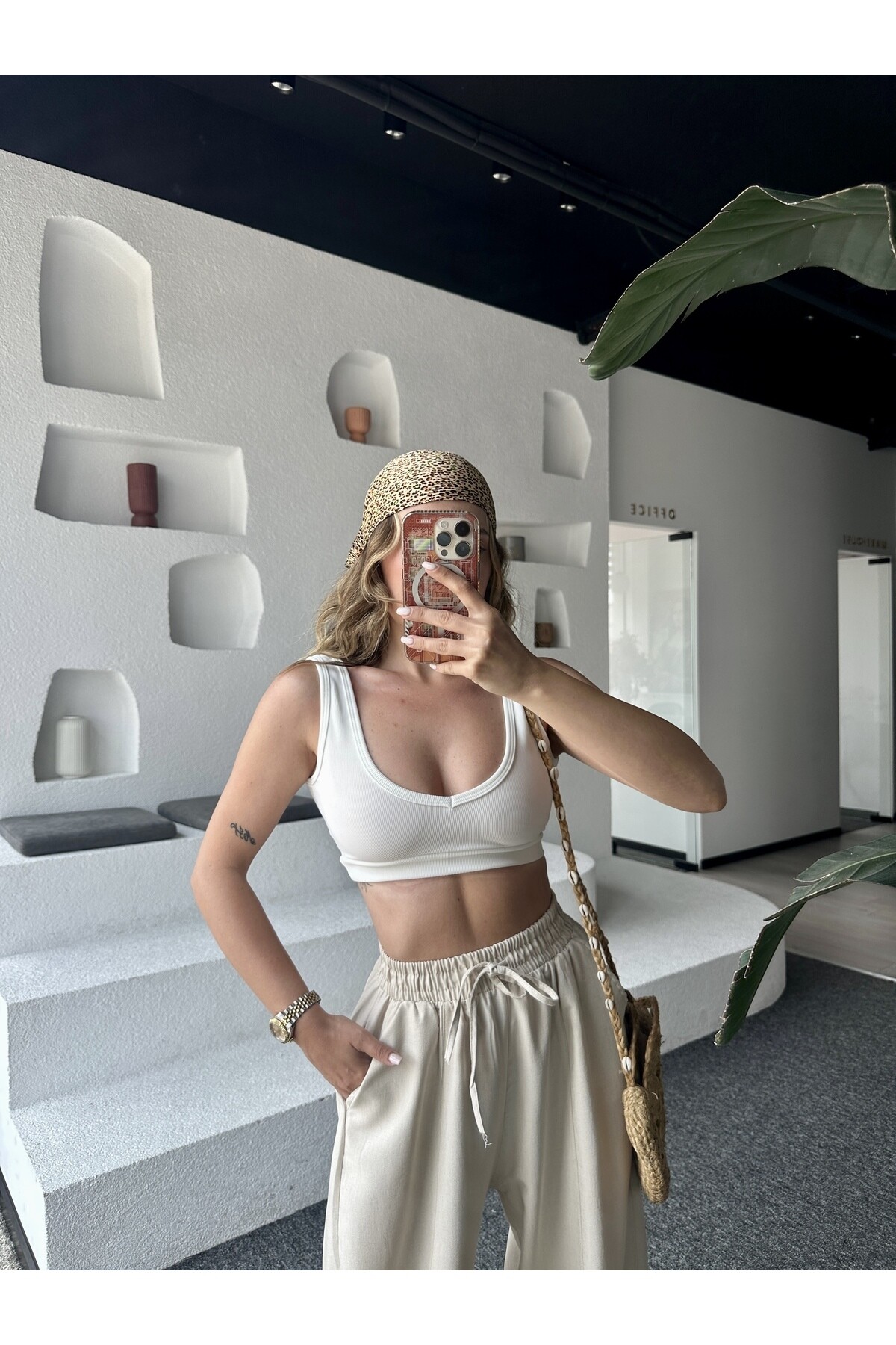 Kadın Beyaz V Yaka Fitilli Crop