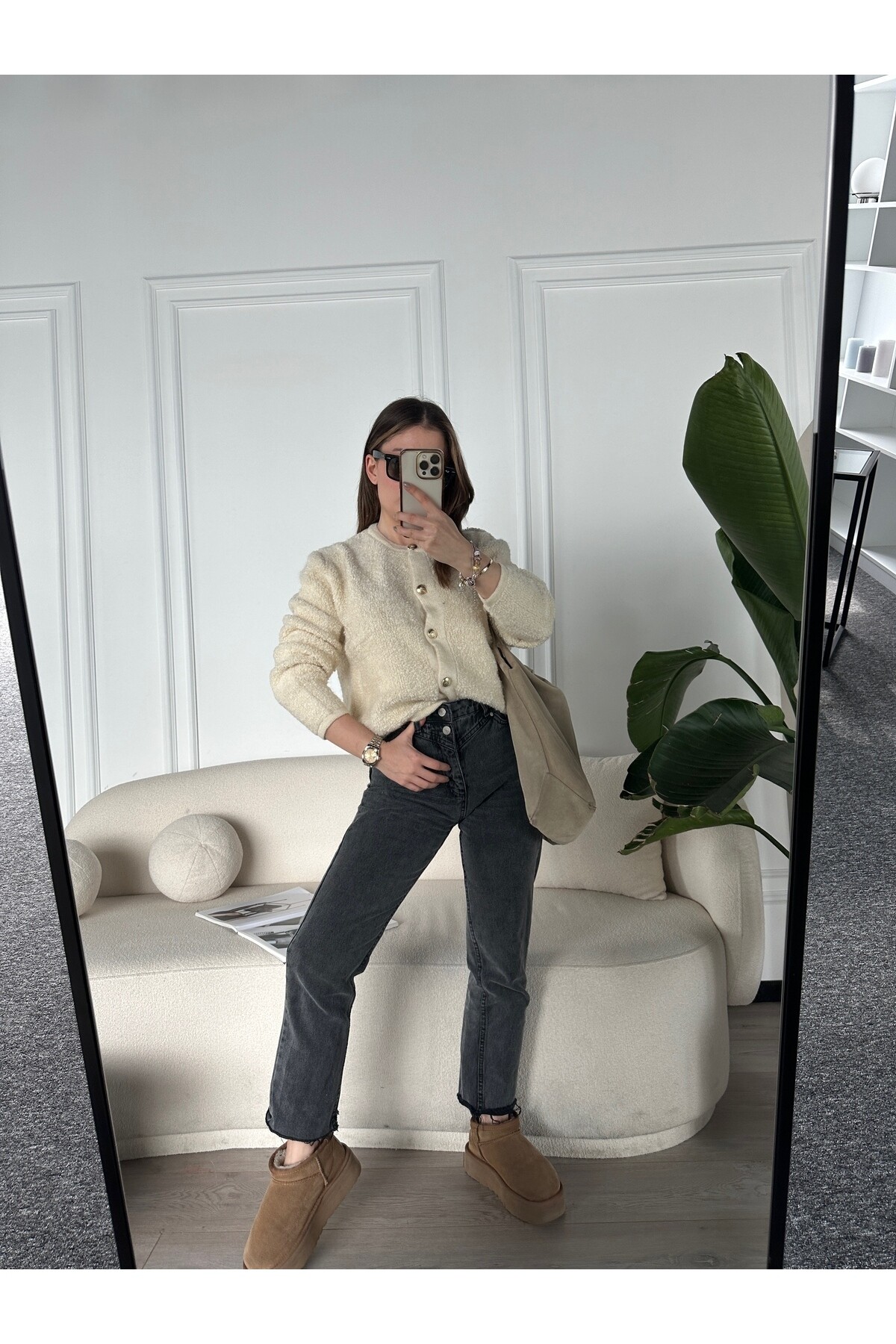 Kadın Bisiklet Yaka Gold Düğme Detaylı Havlu Kumaş Hırka  Krem