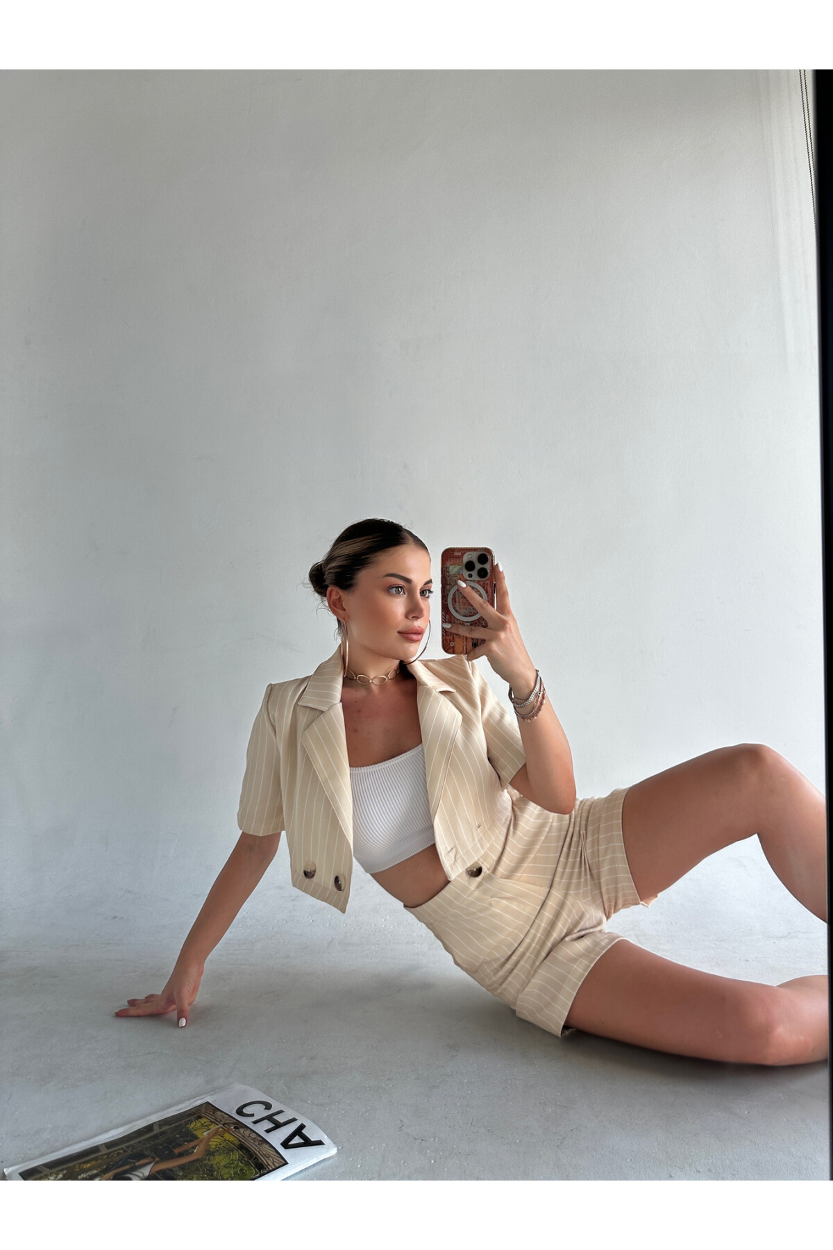 Kadın Çizgili Atlas Kumaş Şort Takım Krem