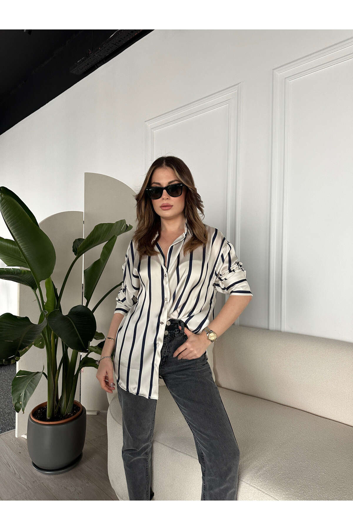 Kadın Çizgili Oversize Saten Gömlek  Siyah