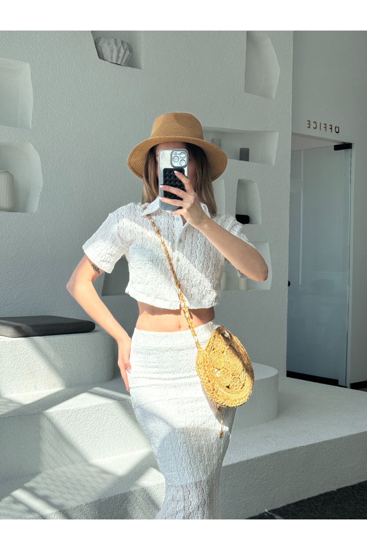 Kadın Beyaz dantel detaylı astarlı etek takım