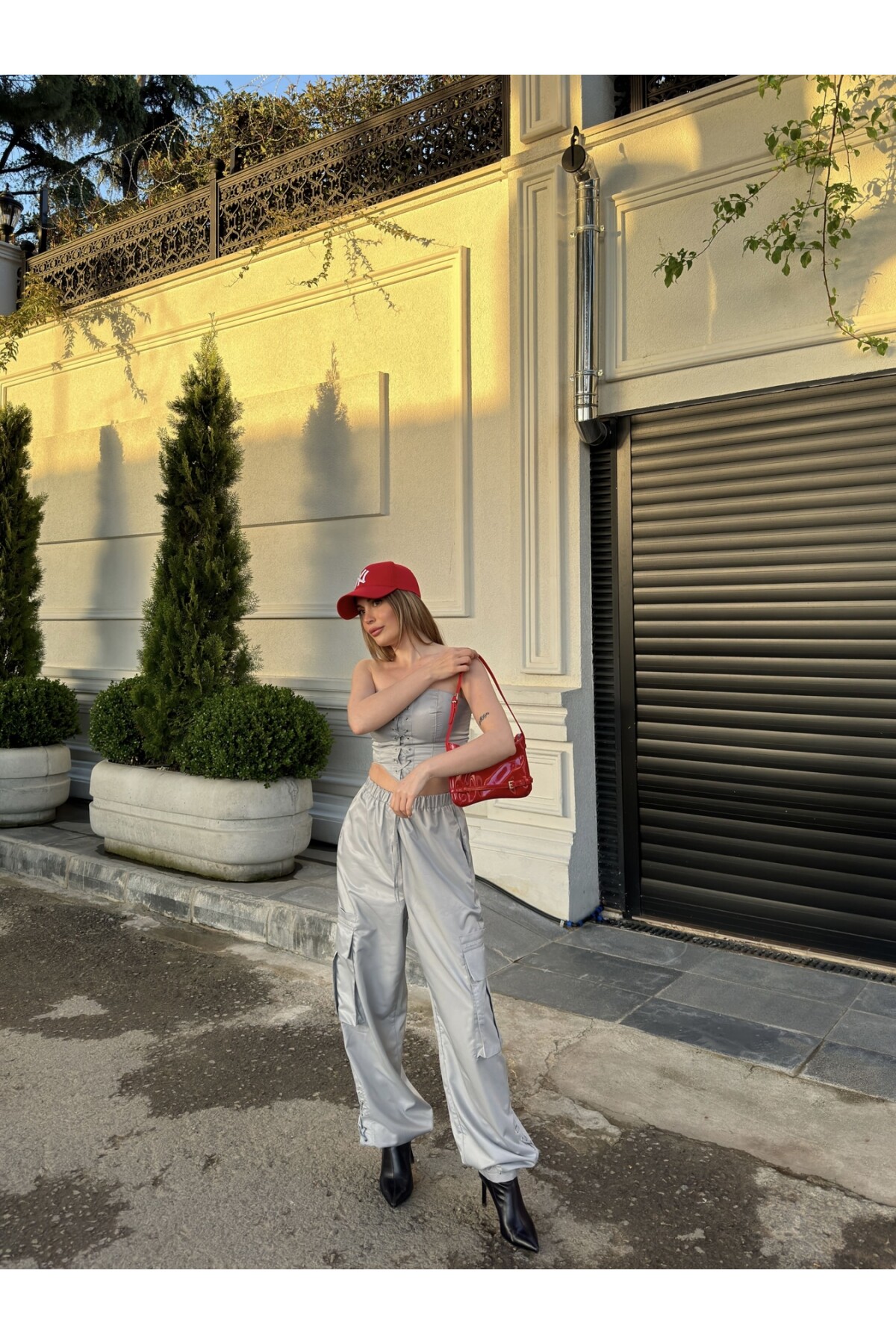 Kadın Gri Paraşüt Büstiyer Kargo Cepli Yüksek Bel Pantolon Takım