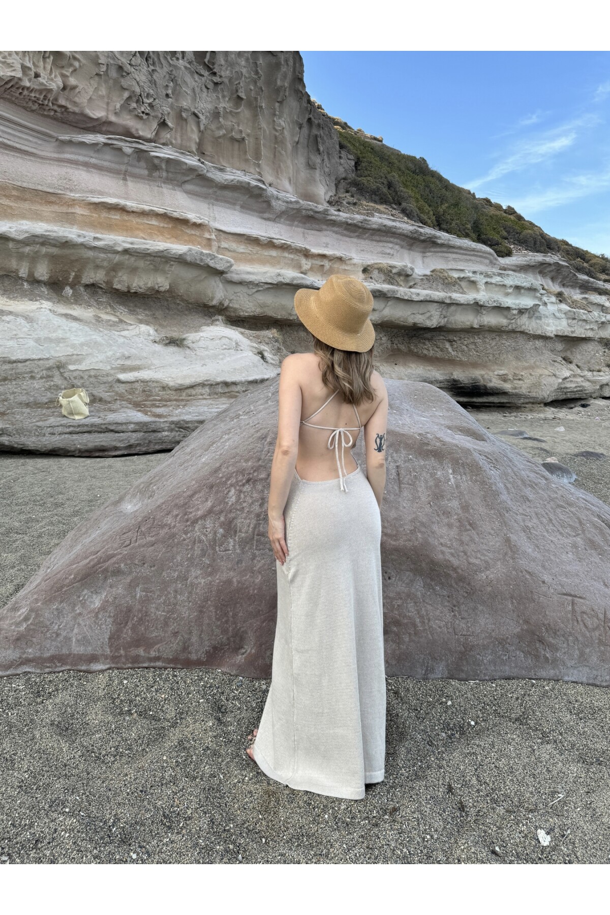 Kadın krem sırt dekolteli triko elbise