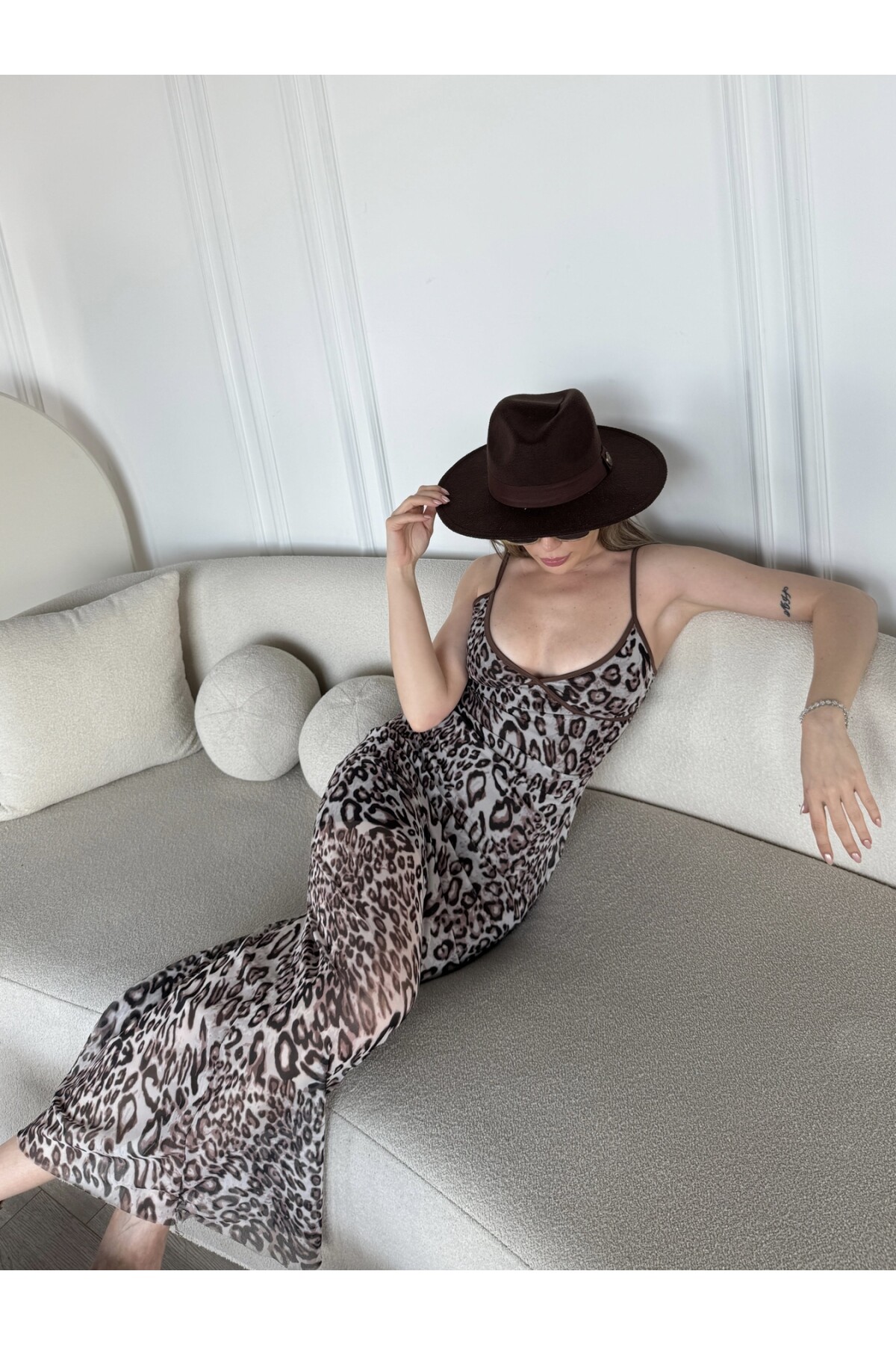 Kadın Leopar Desen Askılı Tül Astarlı Elbise