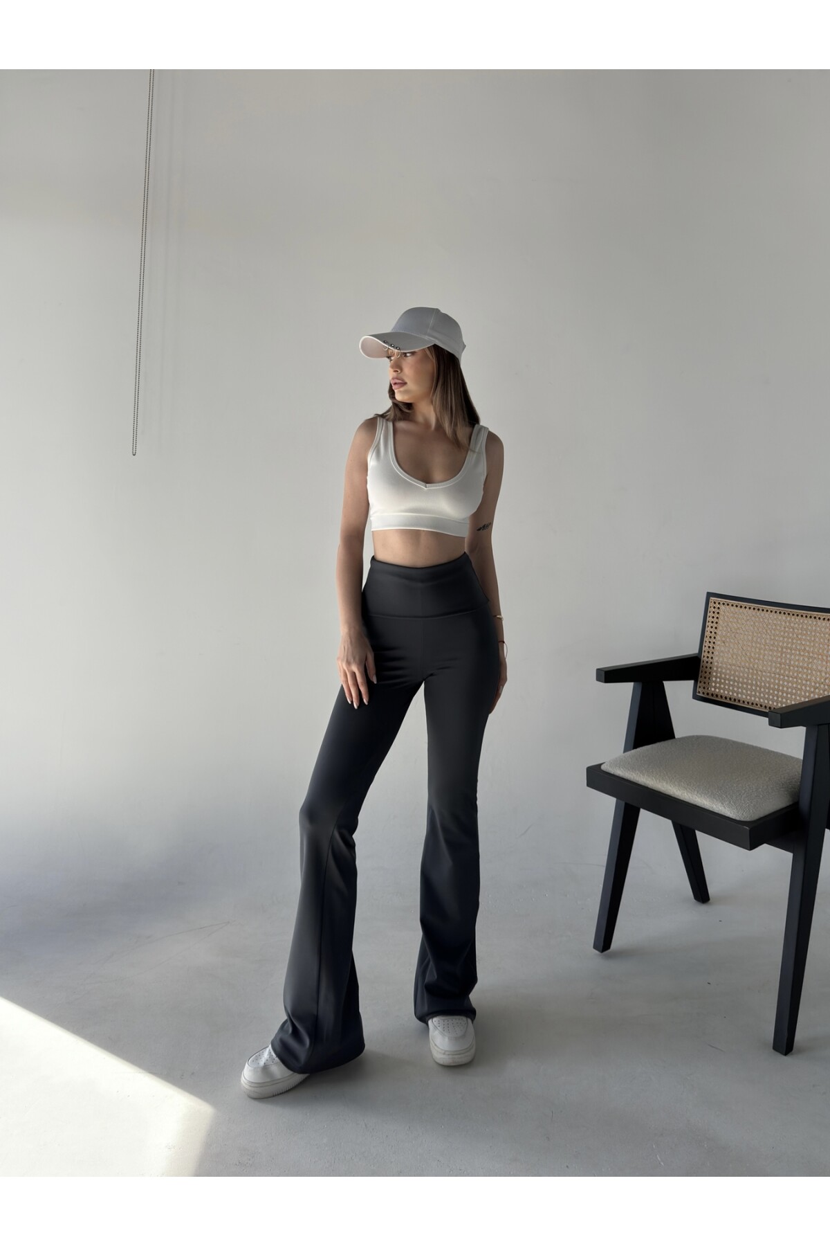 Kadın Madonna Beli Katlamalı İspanyol Tayt Pantolon Siyah Gri