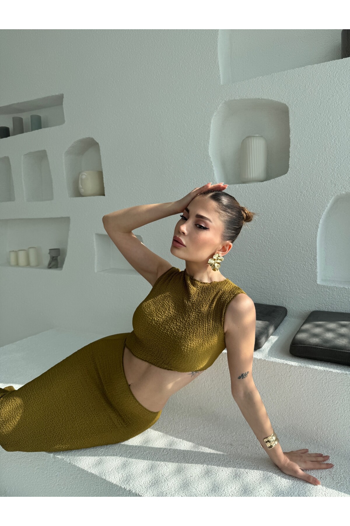 Kadın marka model rustik kumaş detay dekolteli elbise