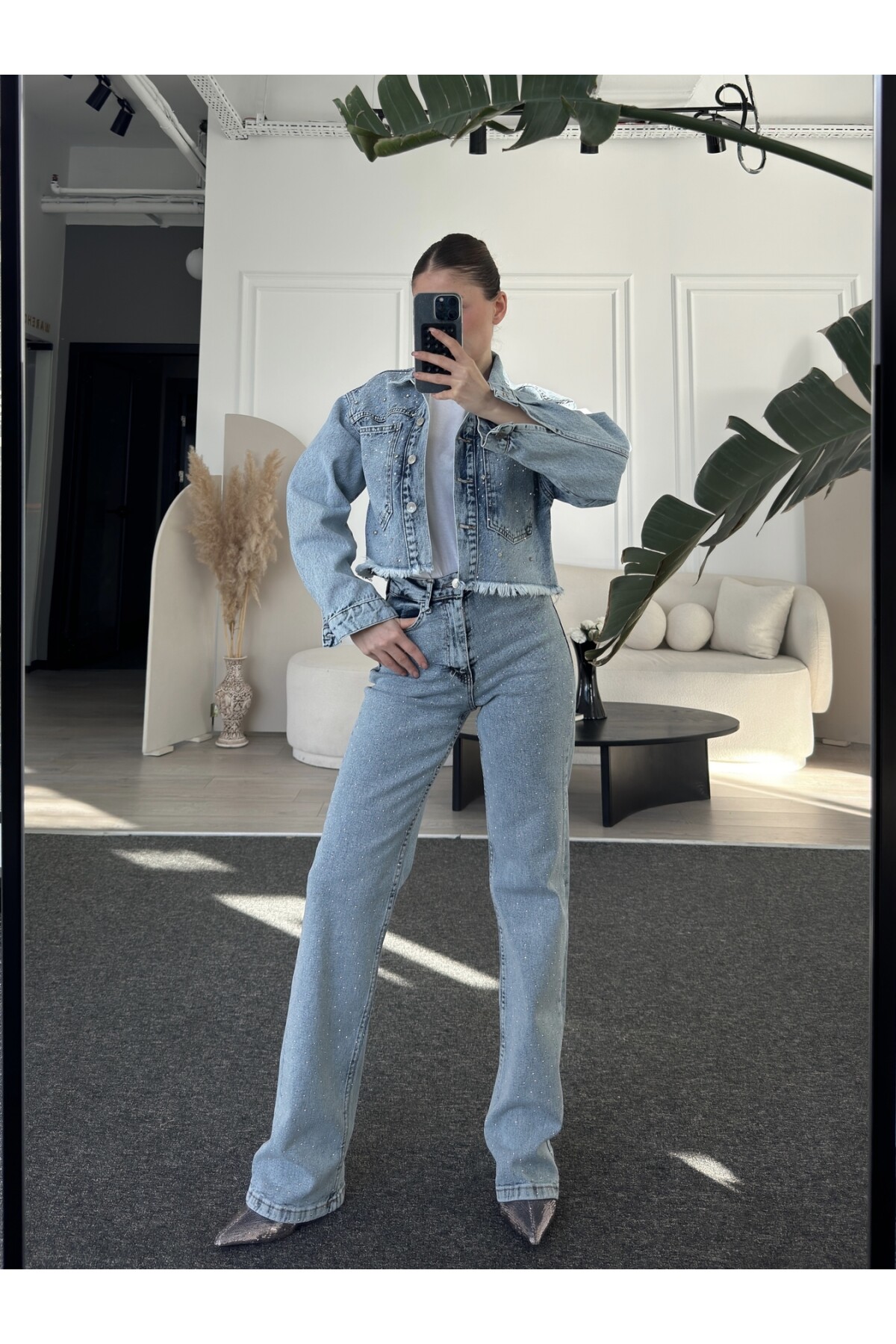 Kadın Marka Model Taş Detaylı Yüksek Bel Jean