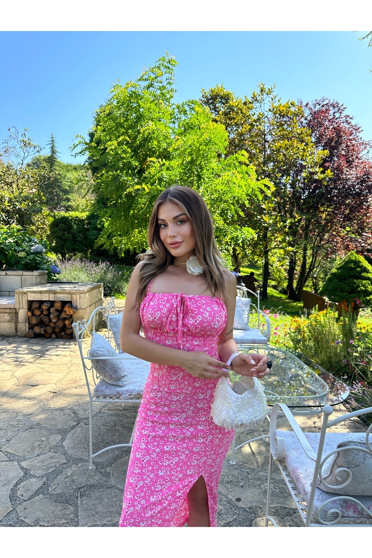 Kadın Önü Bağlamalı Kare Yaka Yırtmaçlı Midi Boy Elbise  Pembe