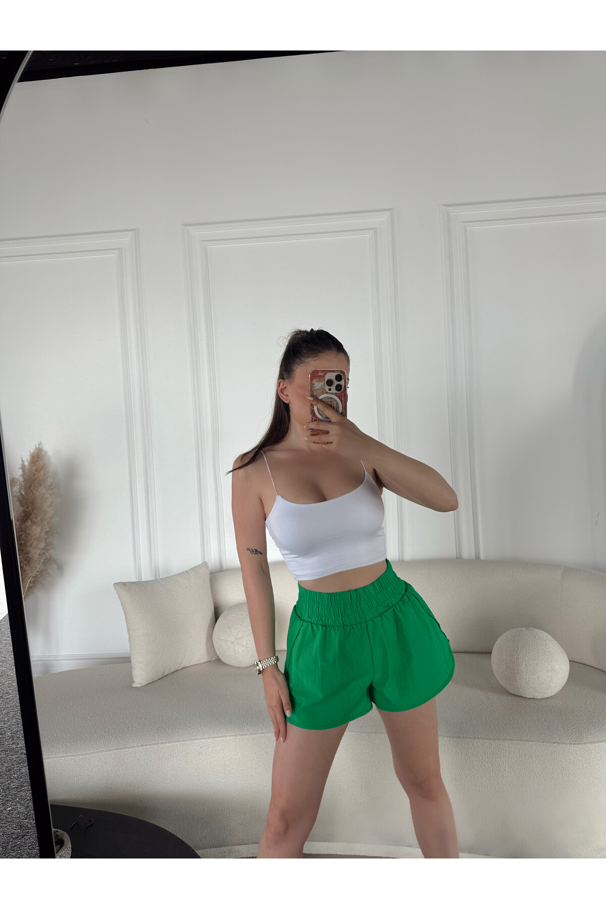 Kadın Orjinal Marka Beli Lastikli Parüşüt Şort  Yeşil