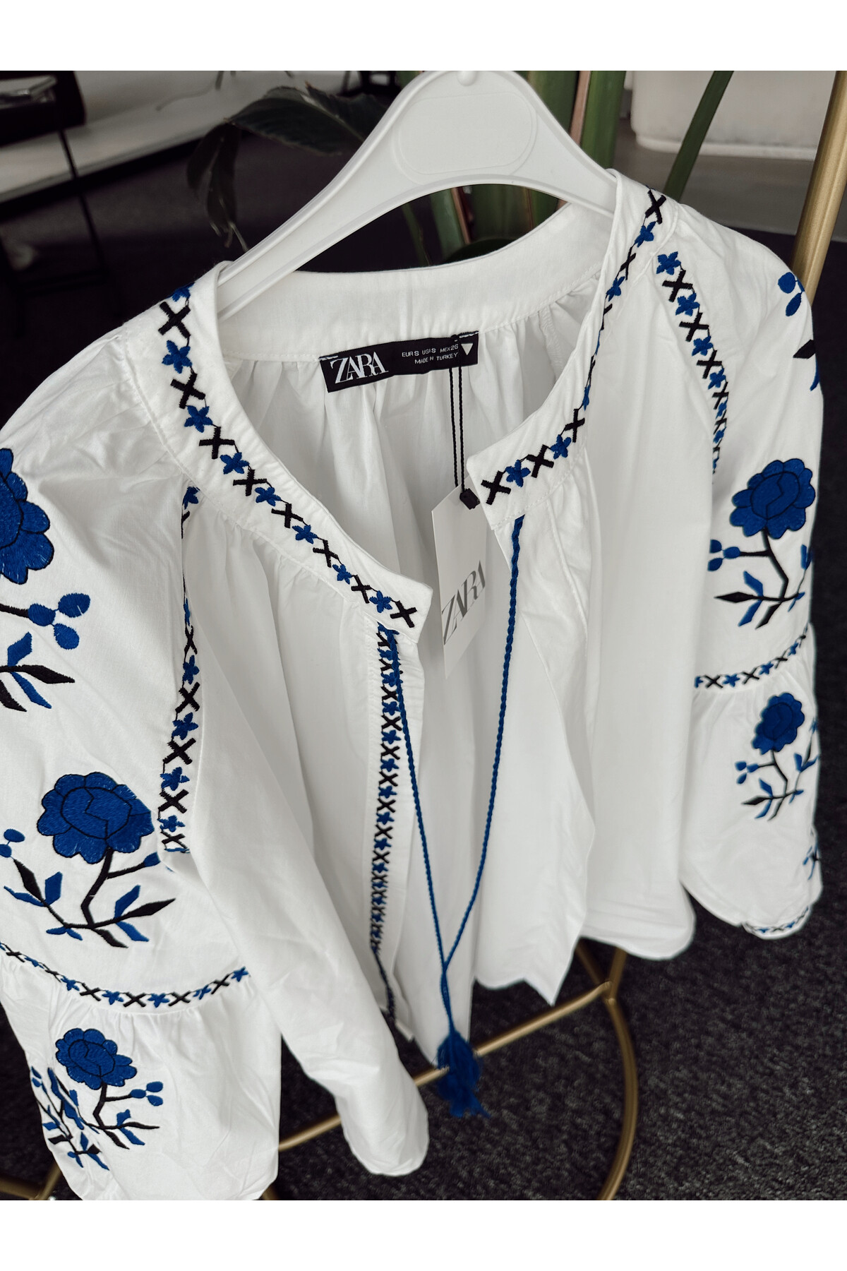 Kadın Orjinal Marka Nakış Desenli Gömlek  Beyaz