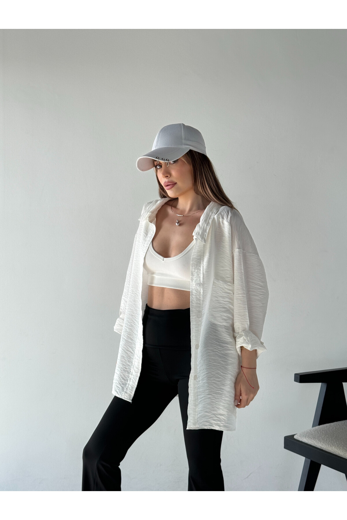 Kadın Oversize Dökümlü Tek Cepli Dokulu Gömlek