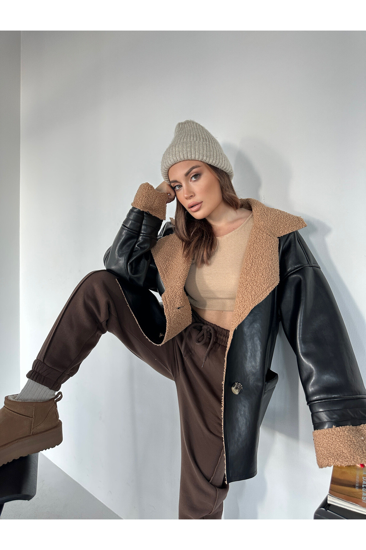 Kadın Oversize İçi Ful Teddy Kürklü Deri Kaban Siyah