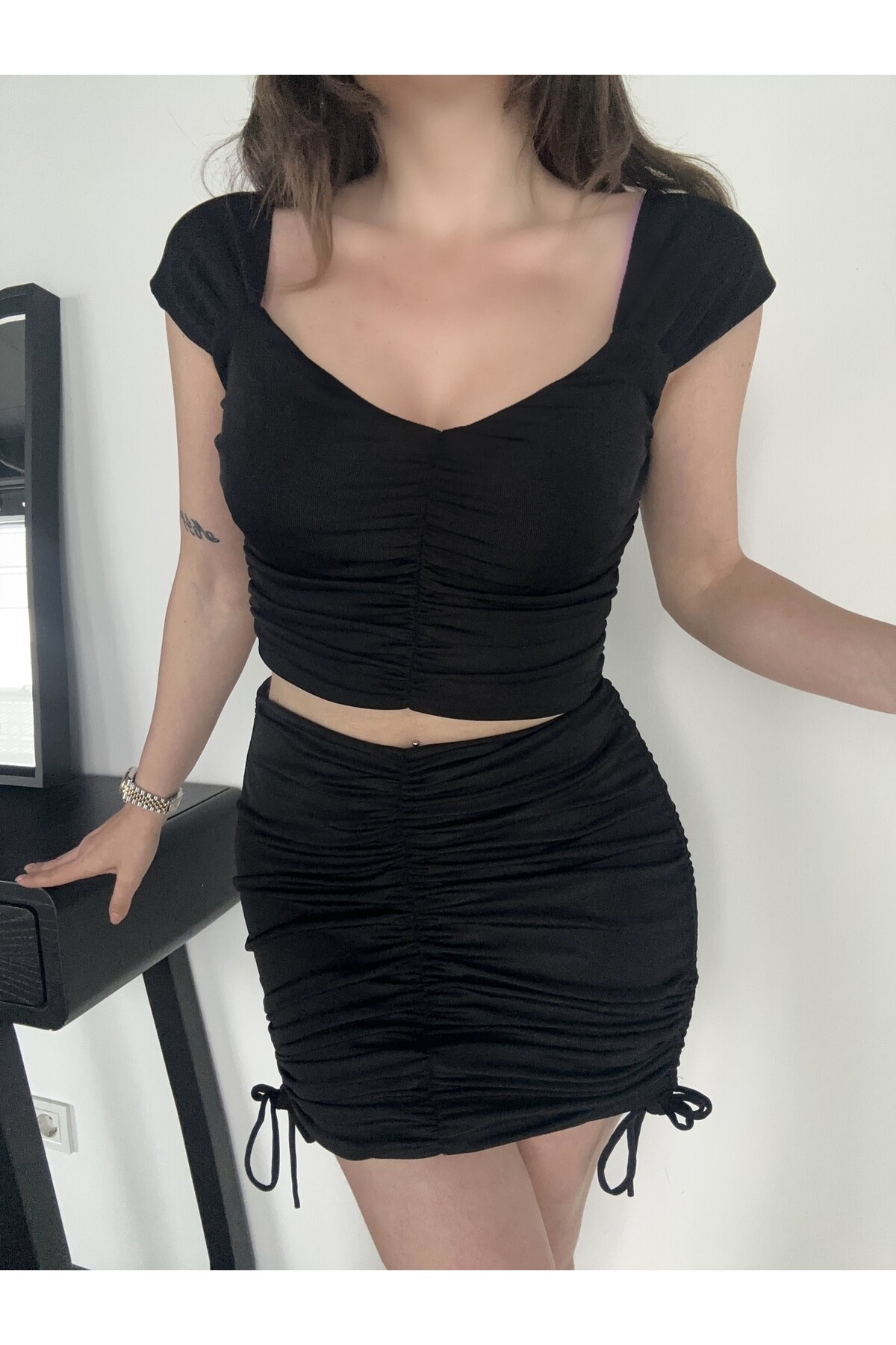 Kadın Siyah Buzzy Kumaş Büzgülü Ayarlanabilir Etek Takım