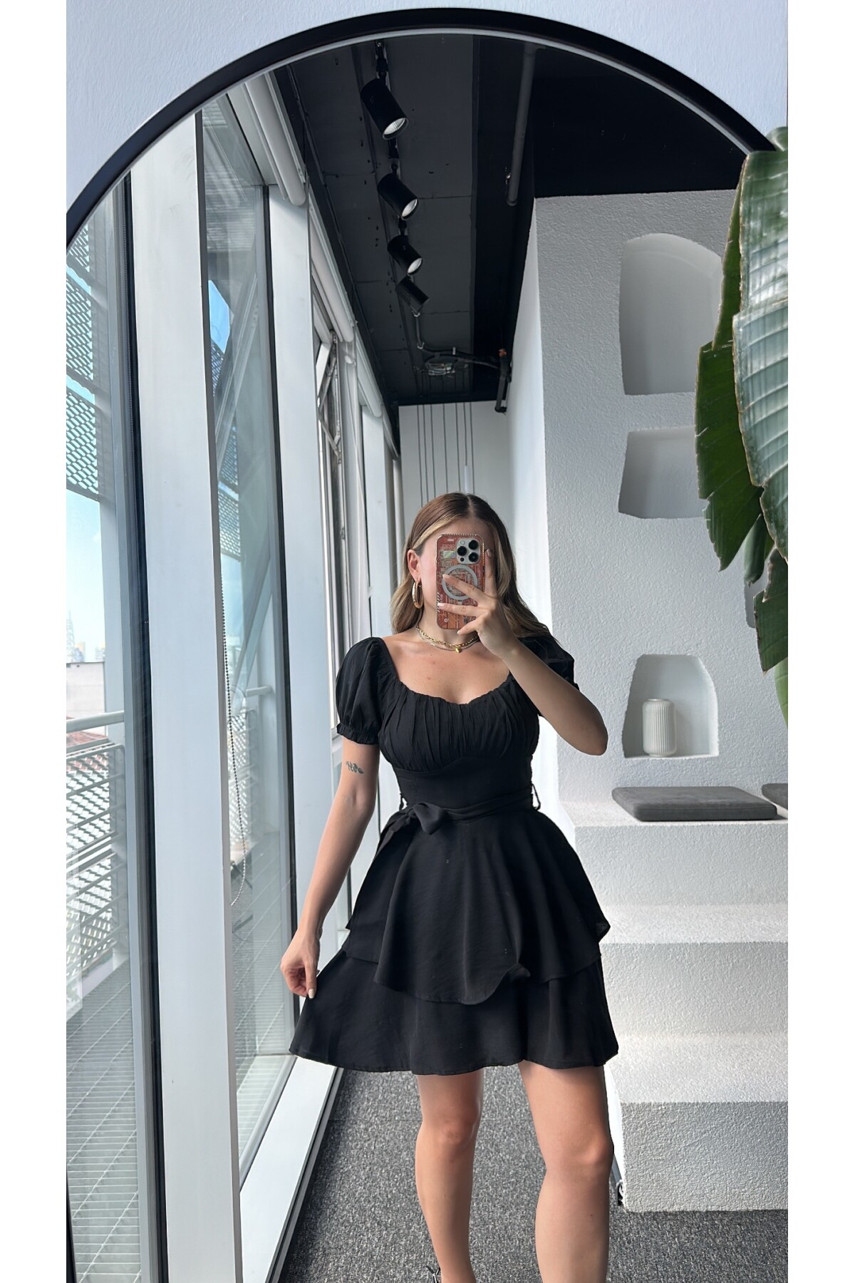 Kadın Siyah Drape Detaylı Şortlu Volanlı Elbise