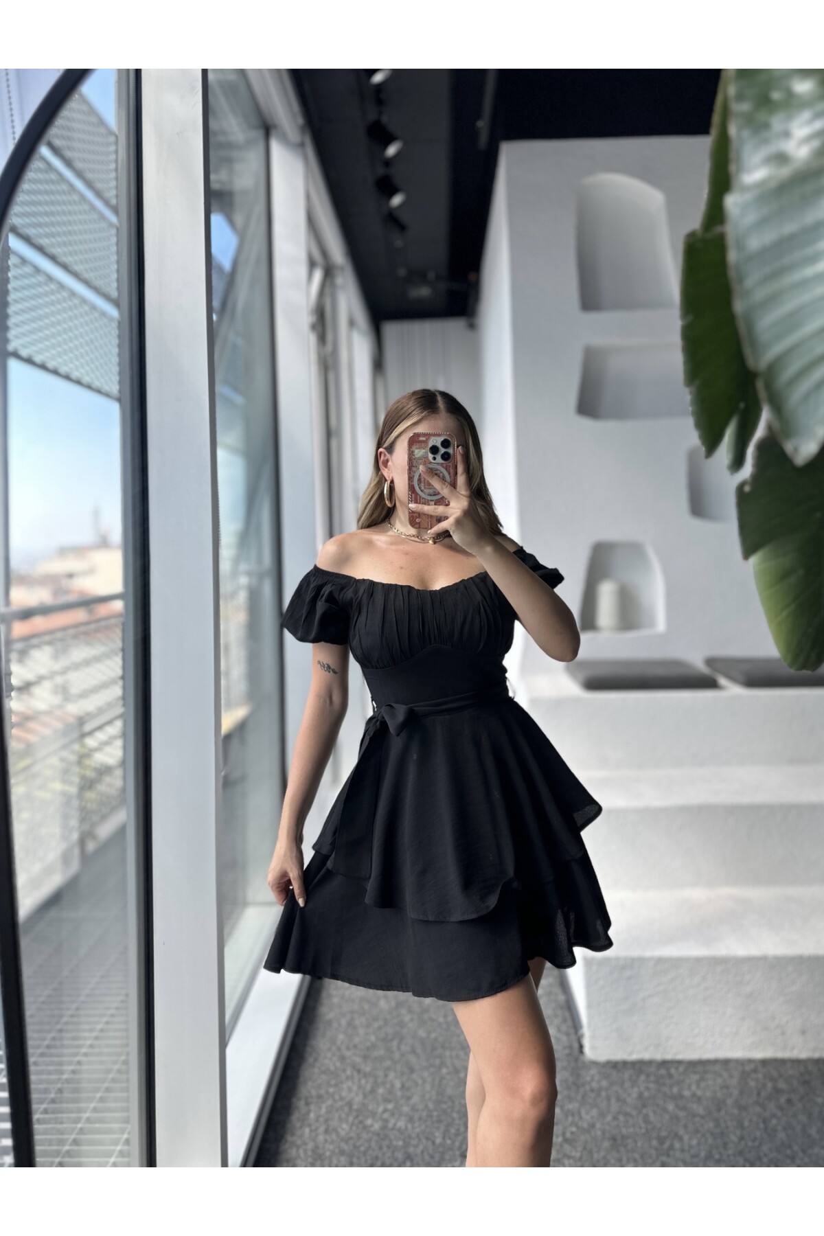 Kadın Siyah Drape Detaylı Şortlu Volanlı Elbise