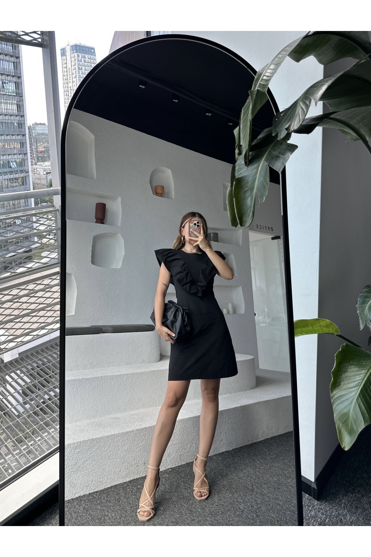 Kadın Siyah Orjinal Marka Volanlı Elbise