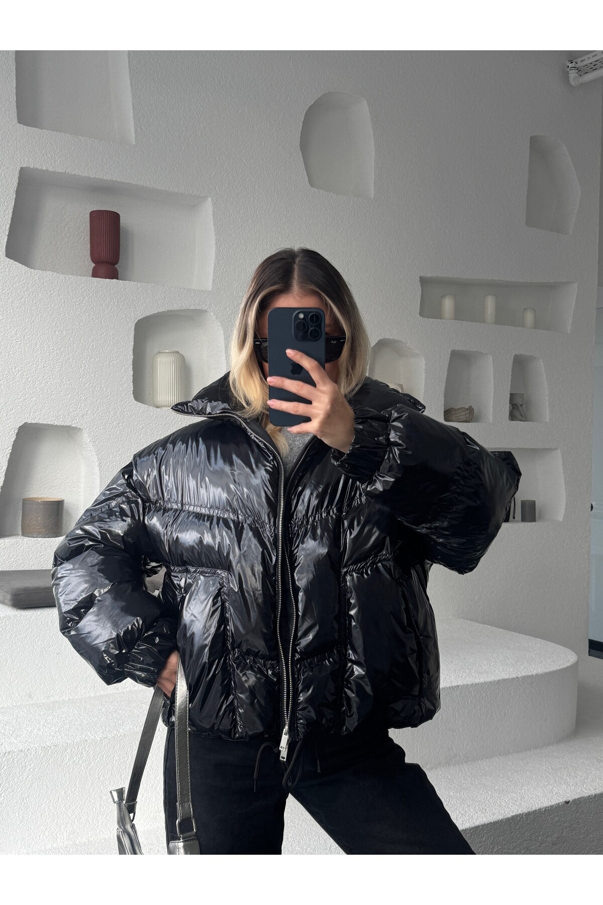 Kadın Siyah Parlak Şişme Mont