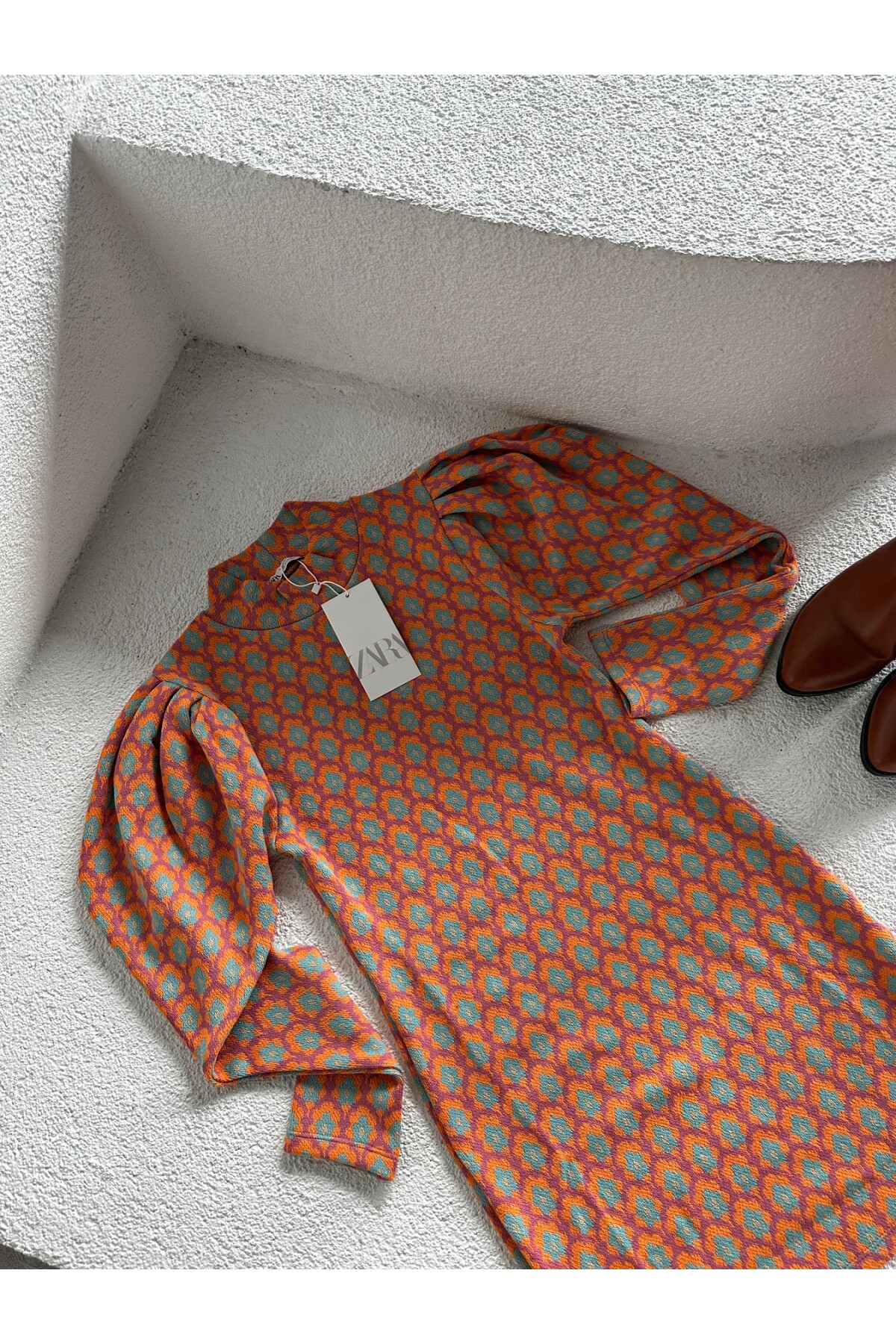 Kadın Orjinal Marka Etiketli Desenli Volanlı Kol Triko Örme Elbise