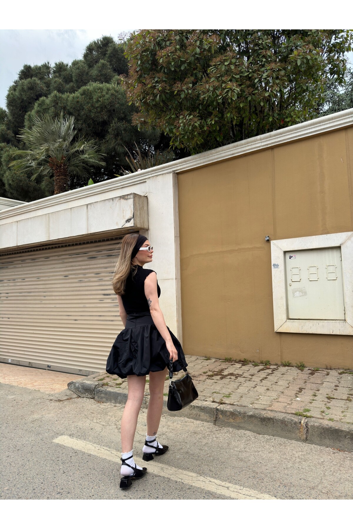 Kadın Siyah Yüksek Bel Balon Etek