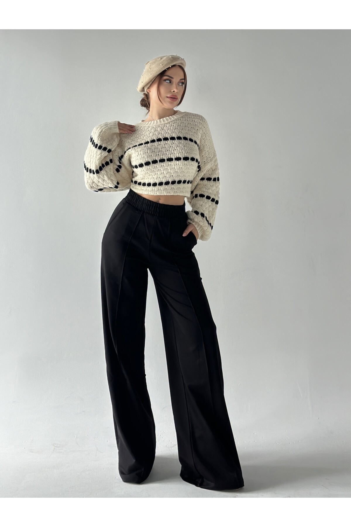 Kadın Siyah Yüksek Bel Cimalı Pantolon Eşofman Altı