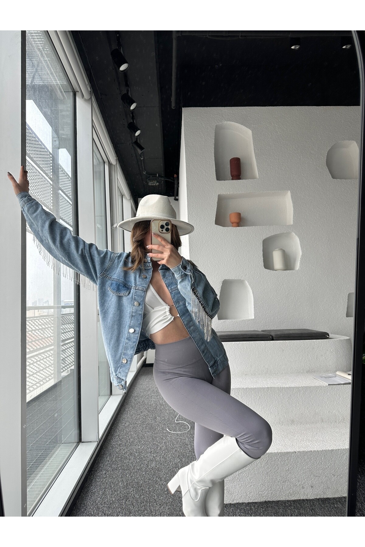 Kadın Taş Püskül Detaylı Denim Kot Ceket  Mavi