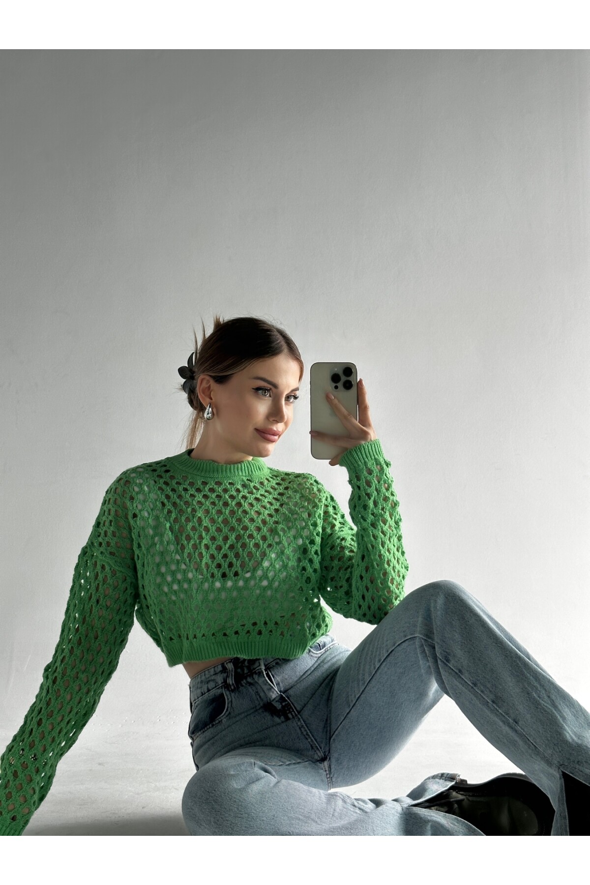 Kadın Yeşil Bisiklet Yaka Ajurlu Triko Crop Bluz