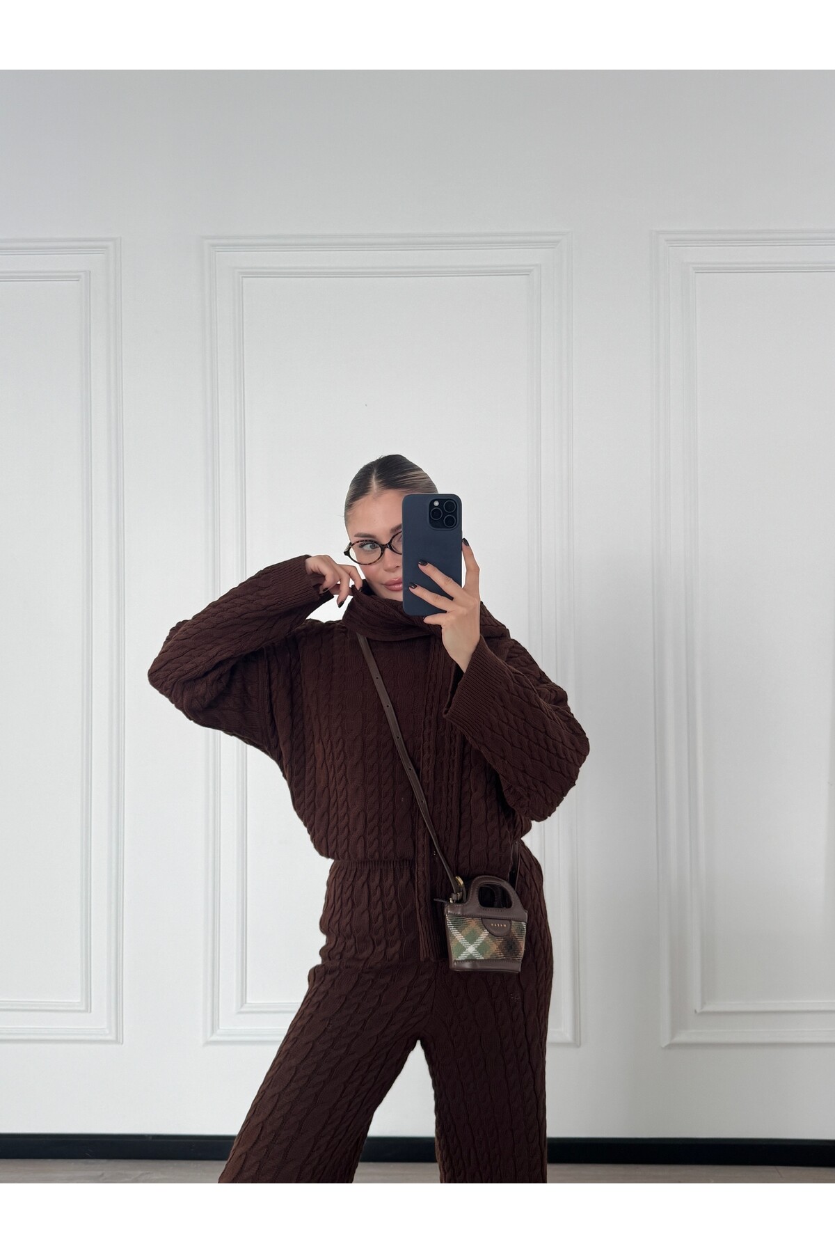 Kahverengi Atkılı Triko Takım