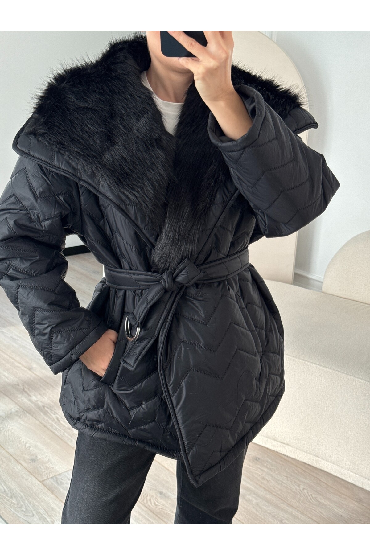 Premium Kürk Yakalı Mont