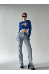 Kadın Mavi Buzzy Kumaş Simetrik Dekolteli Crop Bluz