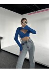 Kadın Mavi Buzzy Kumaş Simetrik Dekolteli Crop Bluz